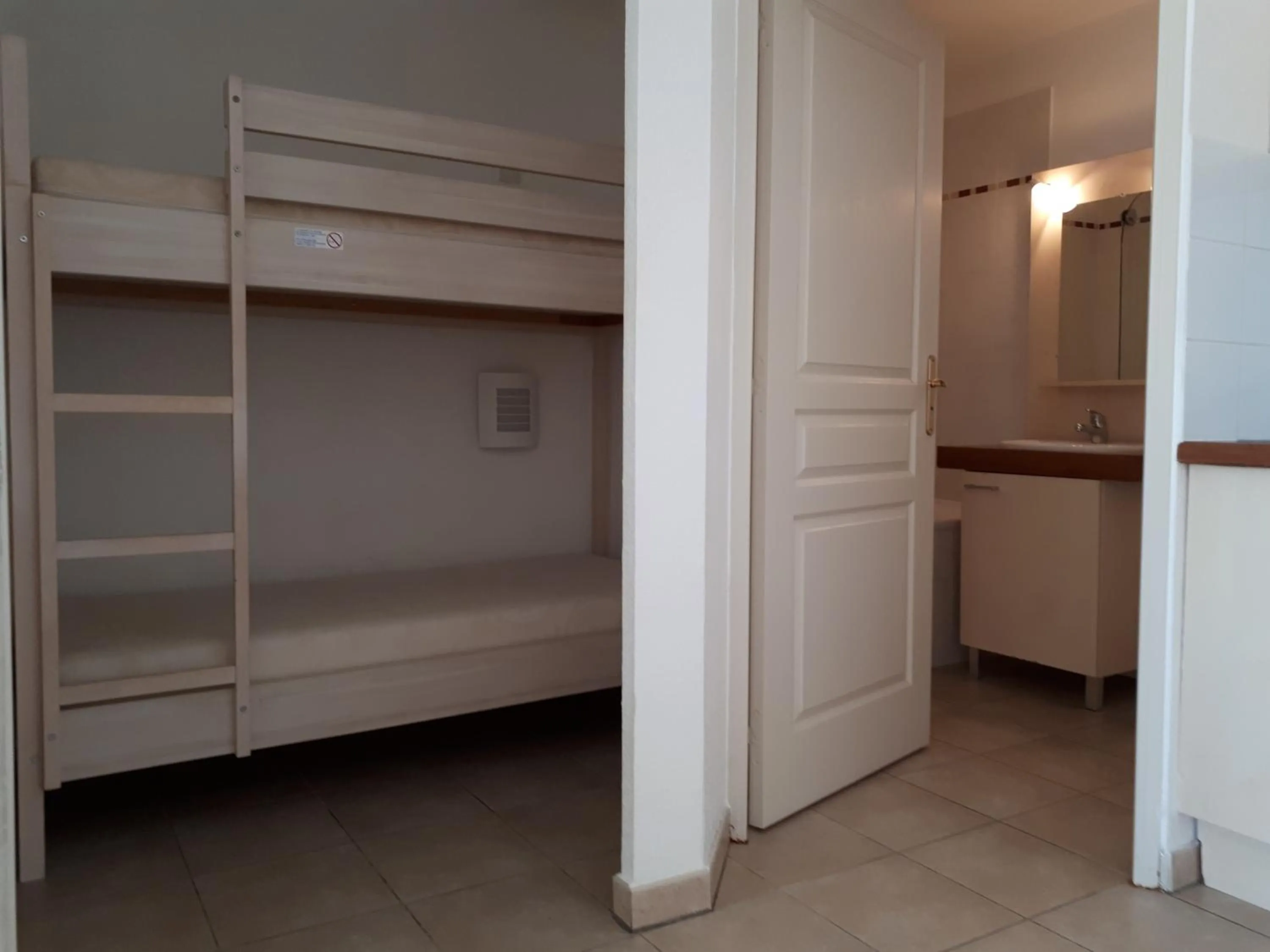 bunk bed in Les Parasols d'Argens