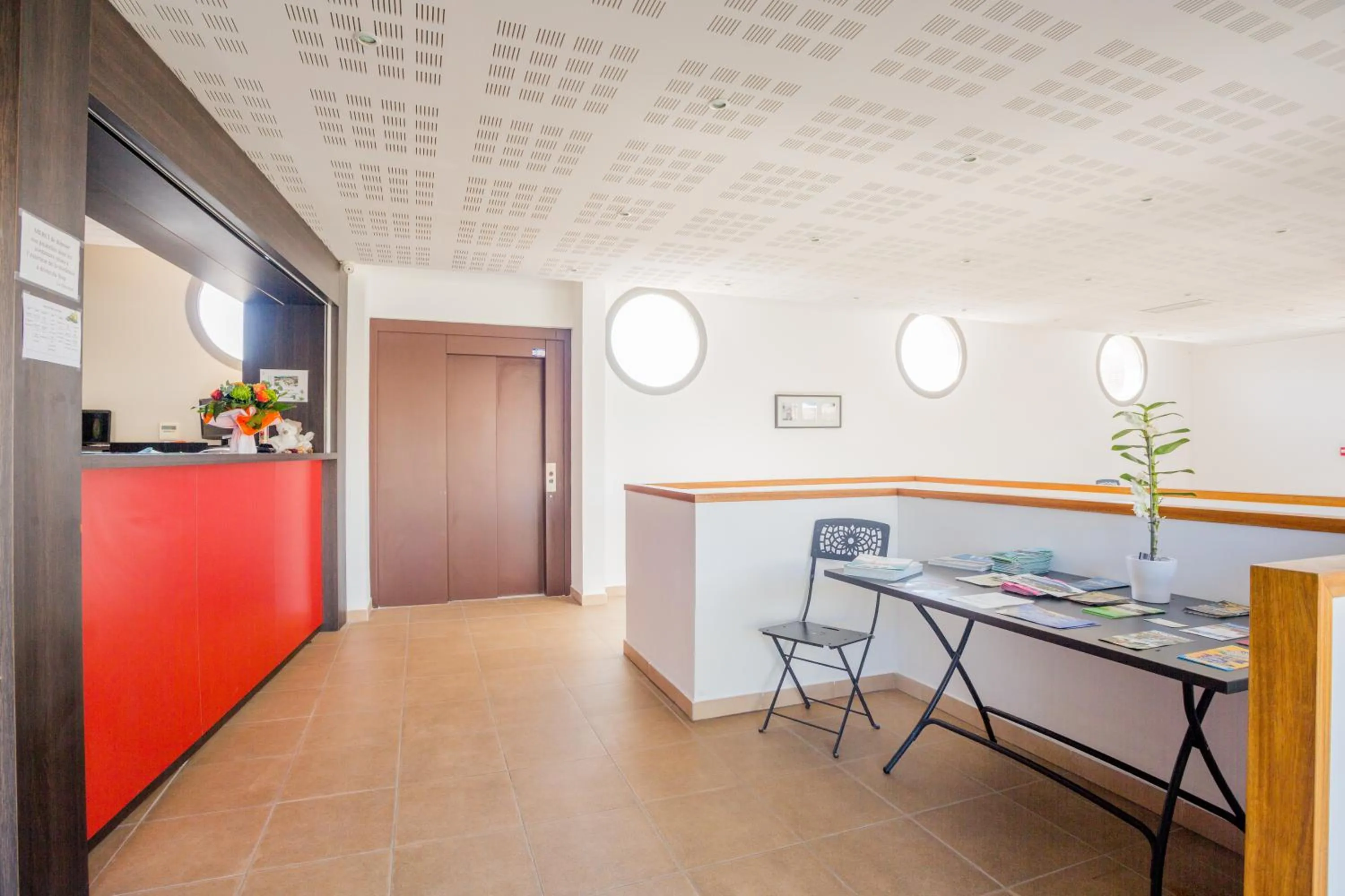 Lobby or reception in Les Parasols d'Argens