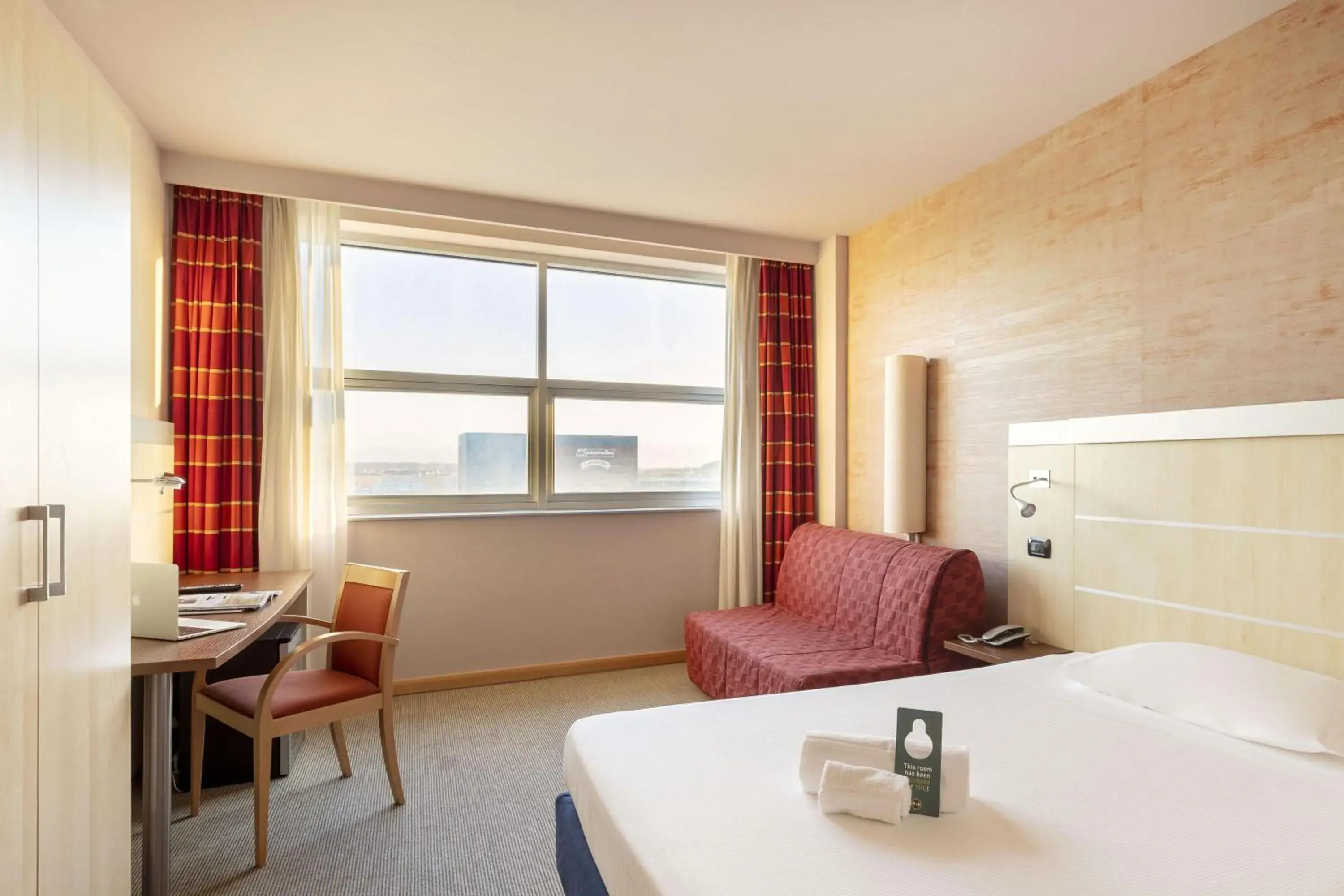 Economy Double Room in B&B Hotel Cherasco Langhe Economy Double Room in B&B Hotel Cherasco Langhe