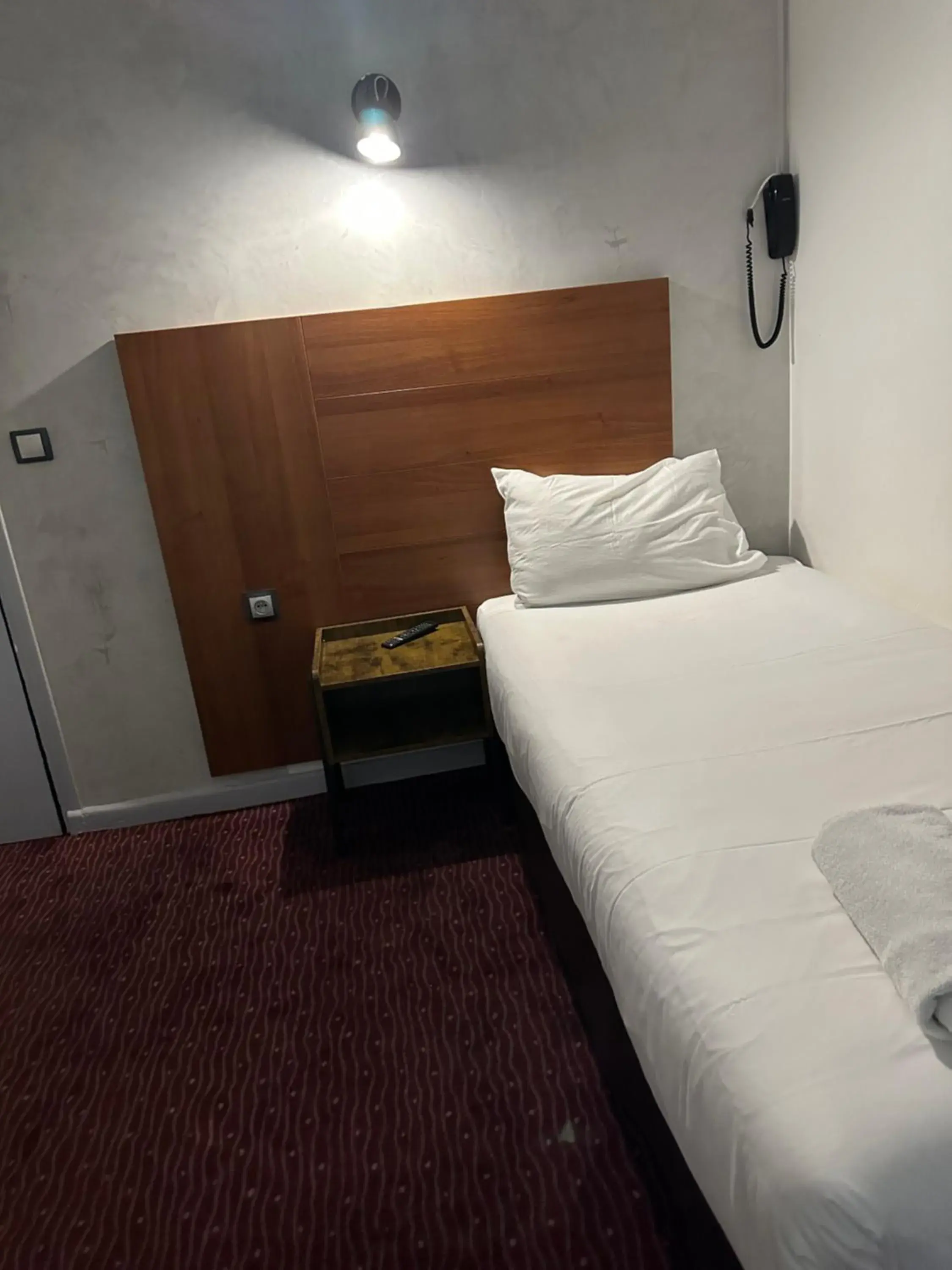 Bed in Hotel Paris Bruxelles Bed in Hotel Paris Bruxelles