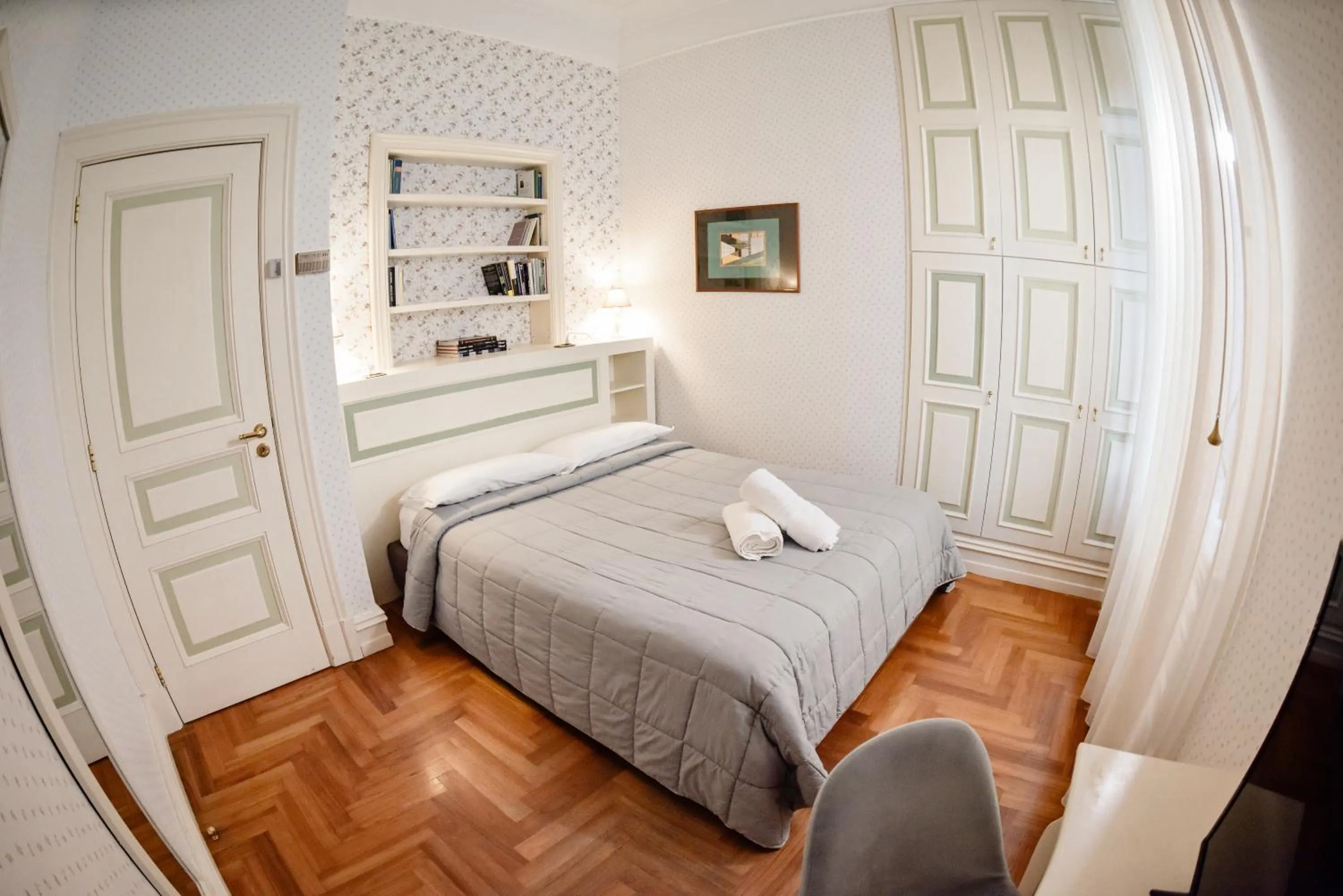 Bedroom, Bed in Al centro Luxury Home