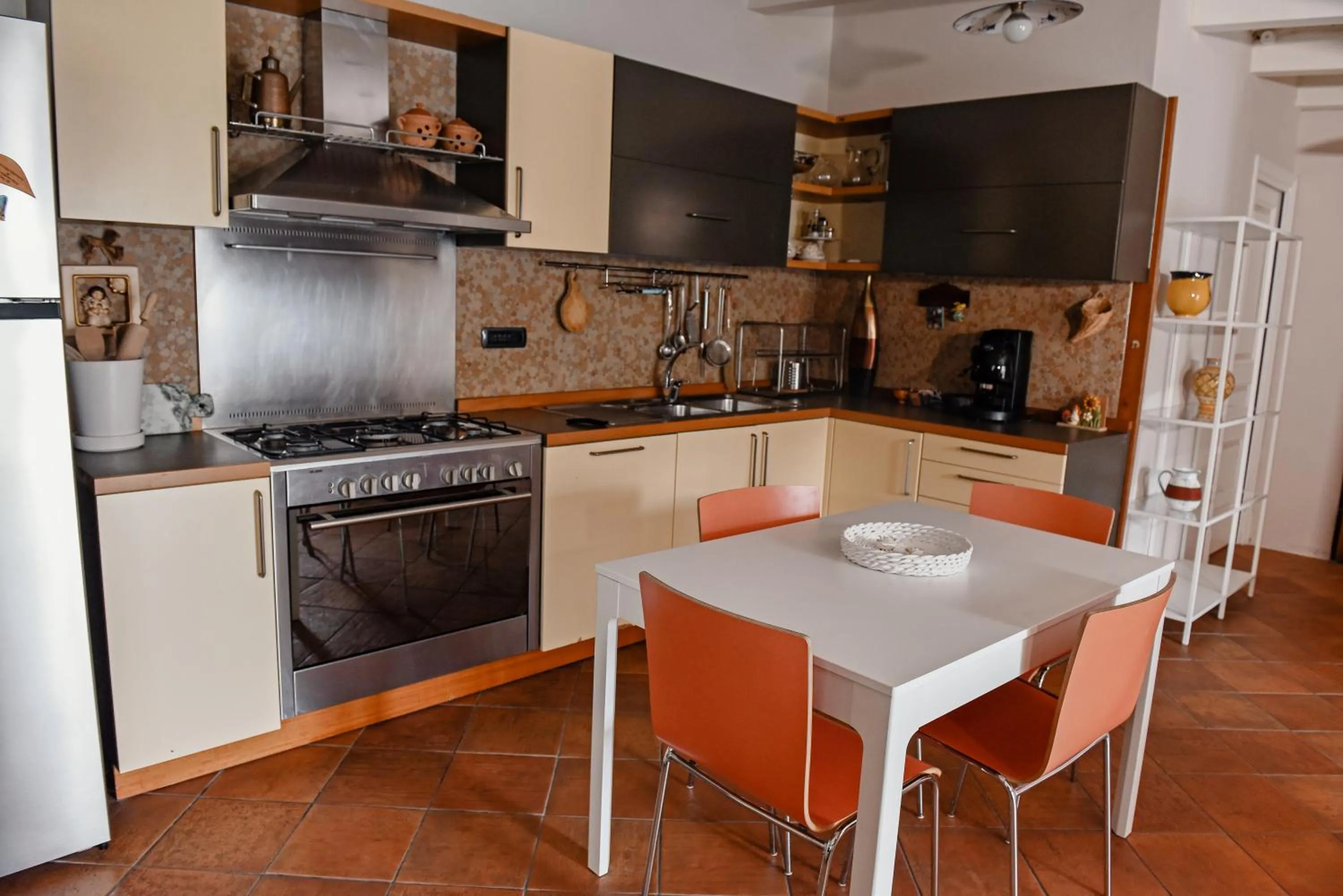 Kitchen or kitchenette in Al centro Luxury Home