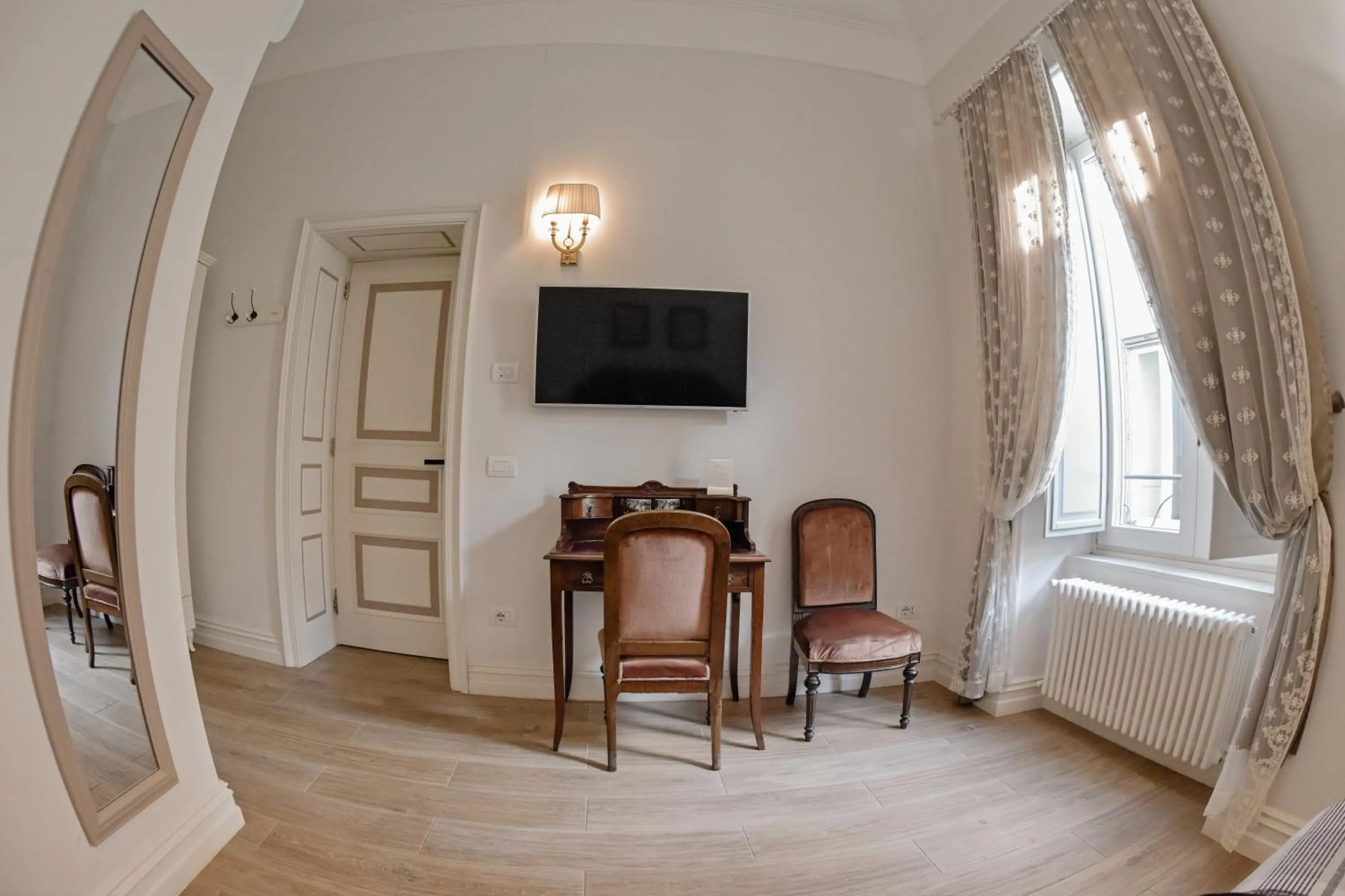 Bed in Al centro Luxury Home