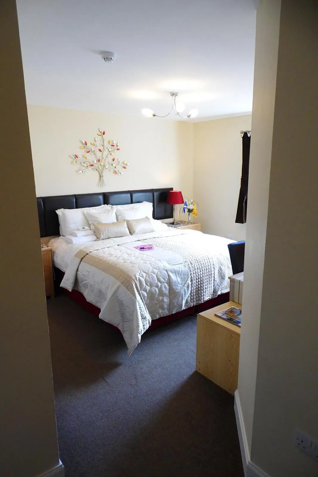Bedroom, Bed in Torridon Guest House