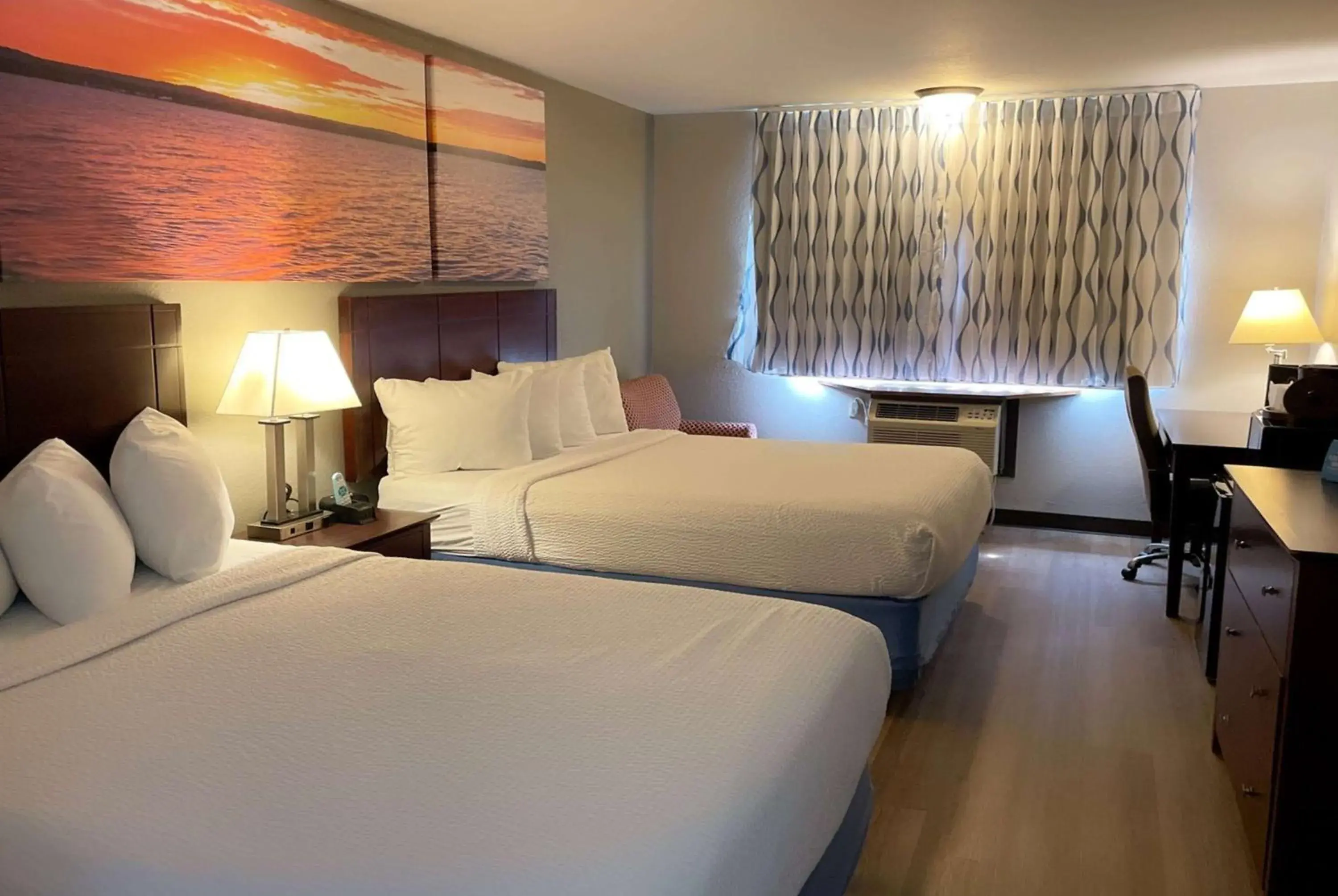 Photo of the whole room, Bed in Days Inn & Suites by Wyndham Stevens Point Photo of the whole room, Bed in Days Inn & Suites by Wyndham Stevens Point