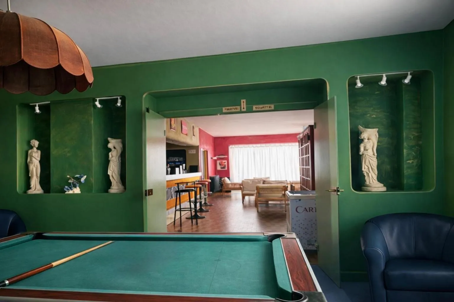 Billiard in Le Relais de la route bleue