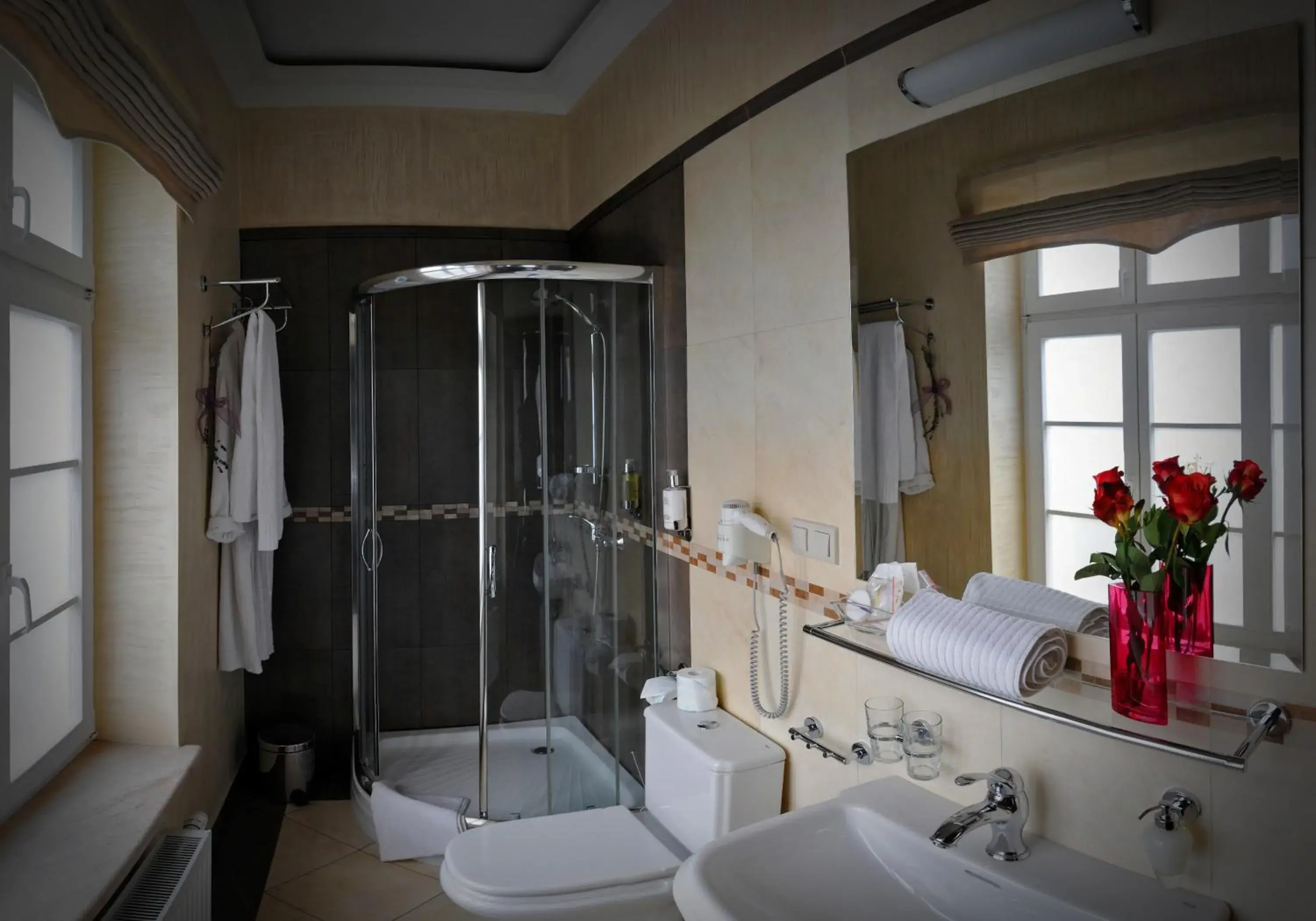 Deluxe Double or Twin Room in Villa Solankowa Deluxe Double or Twin Room in Villa Solankowa