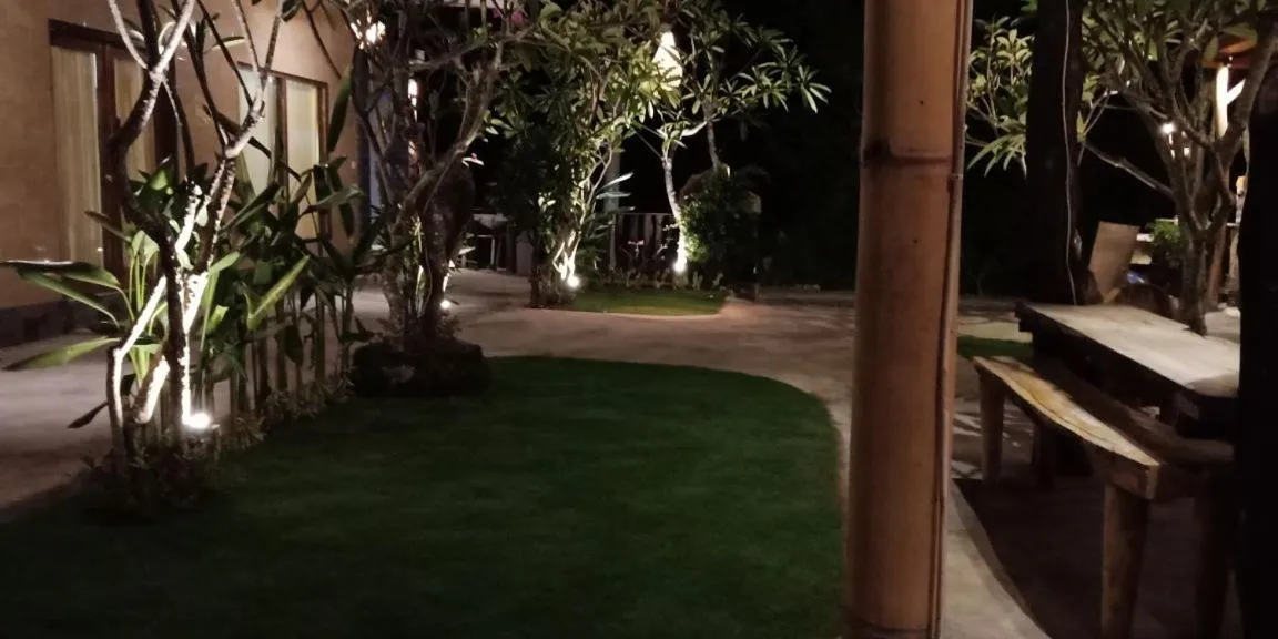 Garden in Dhipa Vibes Hotel