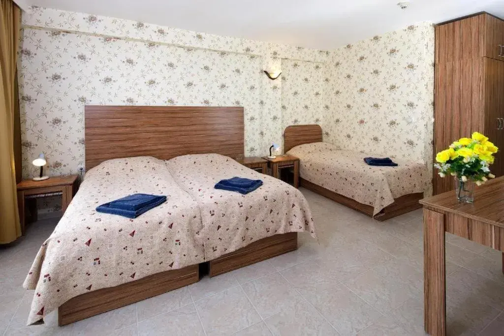 Family Studio in Hotel Yantra Family Studio in Hotel Yantra
