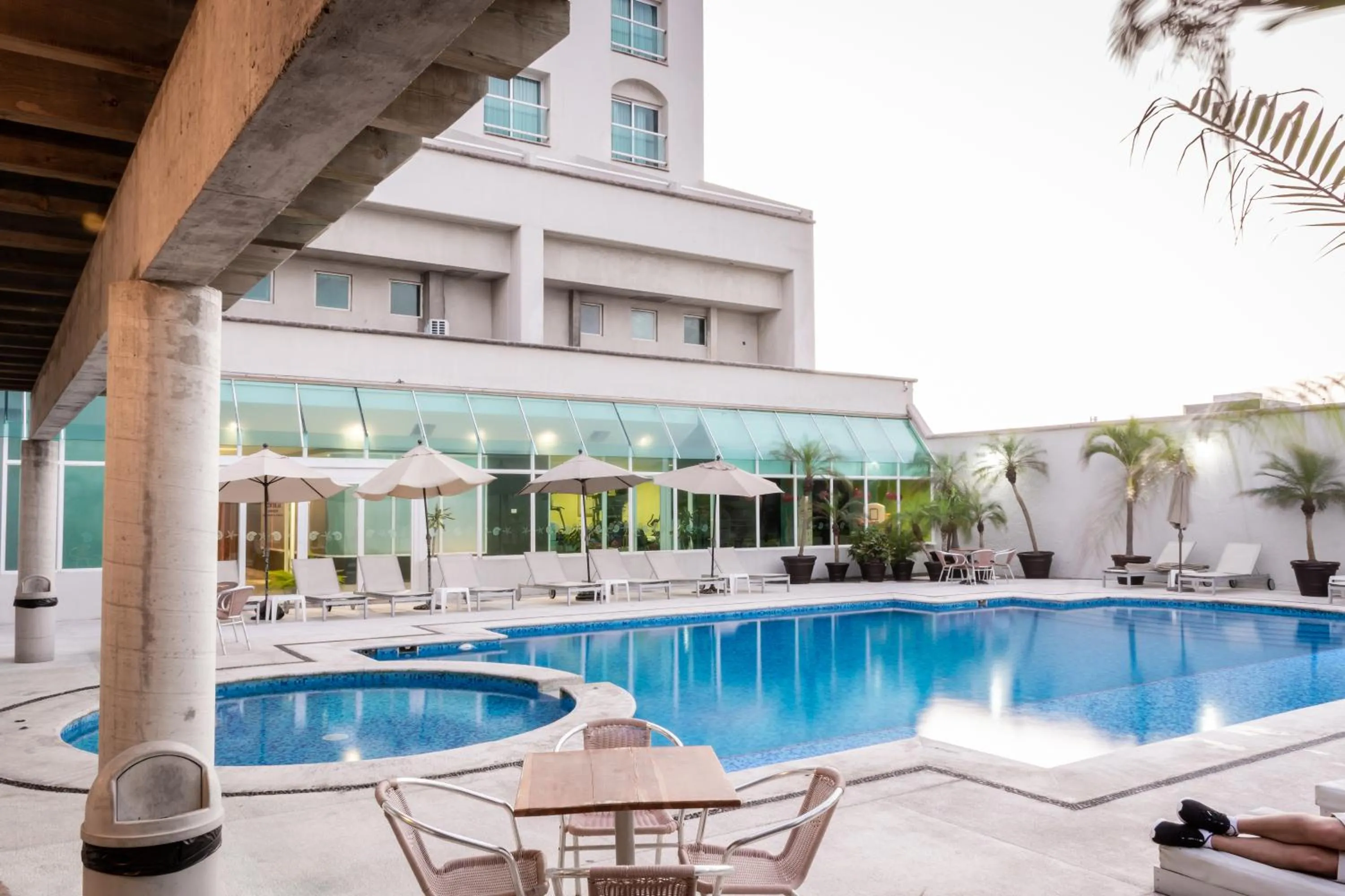 Patio in Rivoli Select Hotel