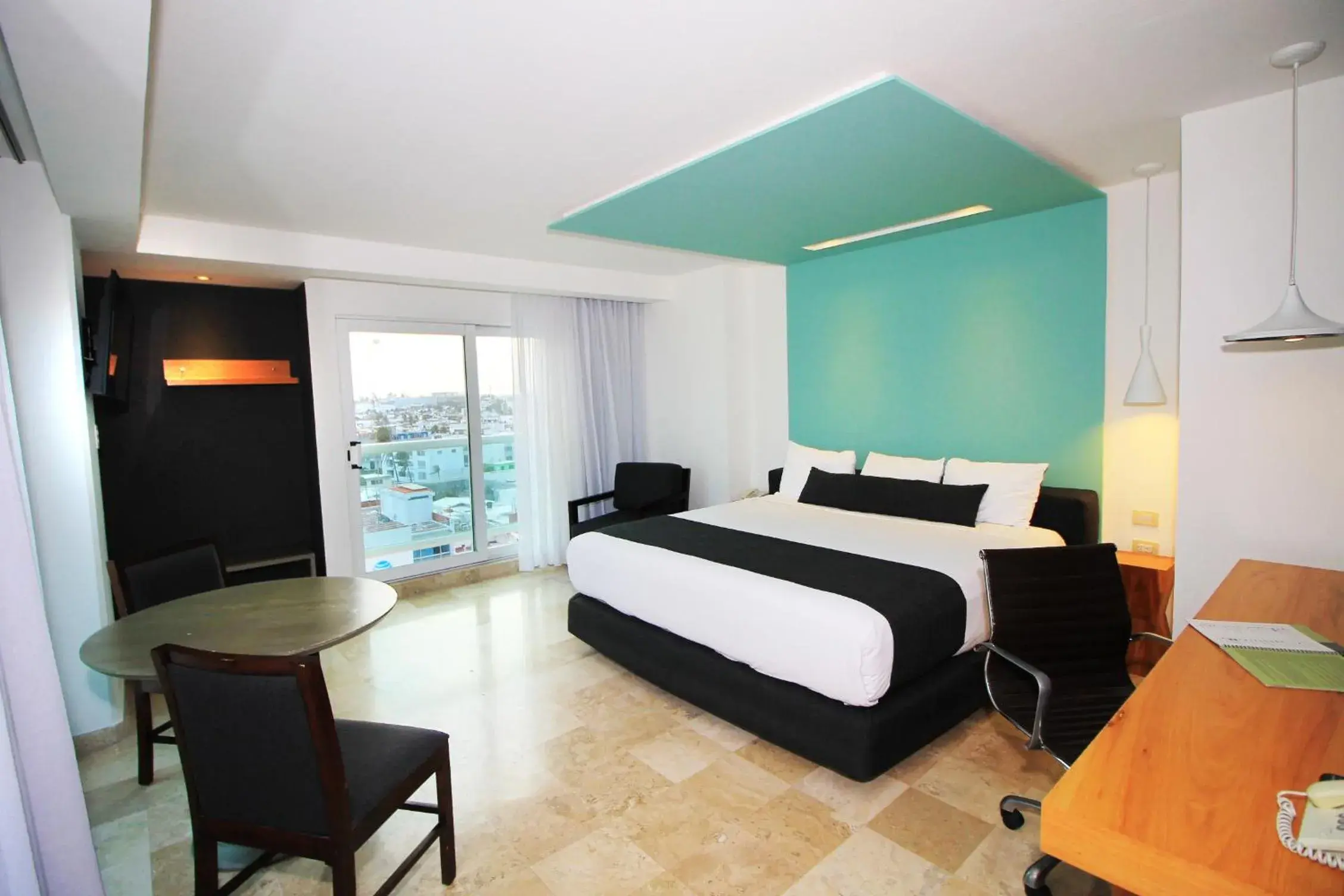 Bed in Rivoli Select Hotel Bed in Rivoli Select Hotel