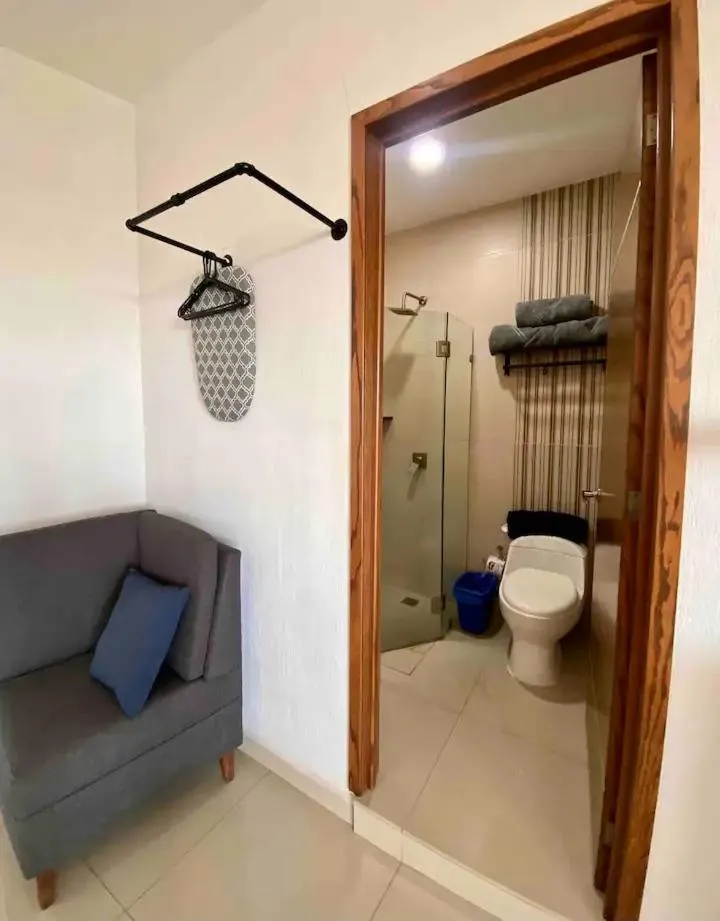 Shower in Suites La Gloria Alojamiento independiente
