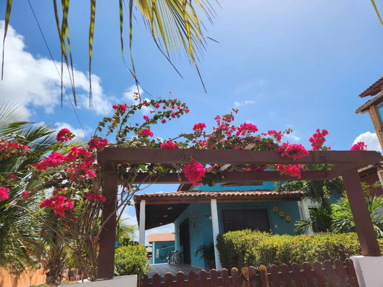 Casa no atalaia 2km da praia