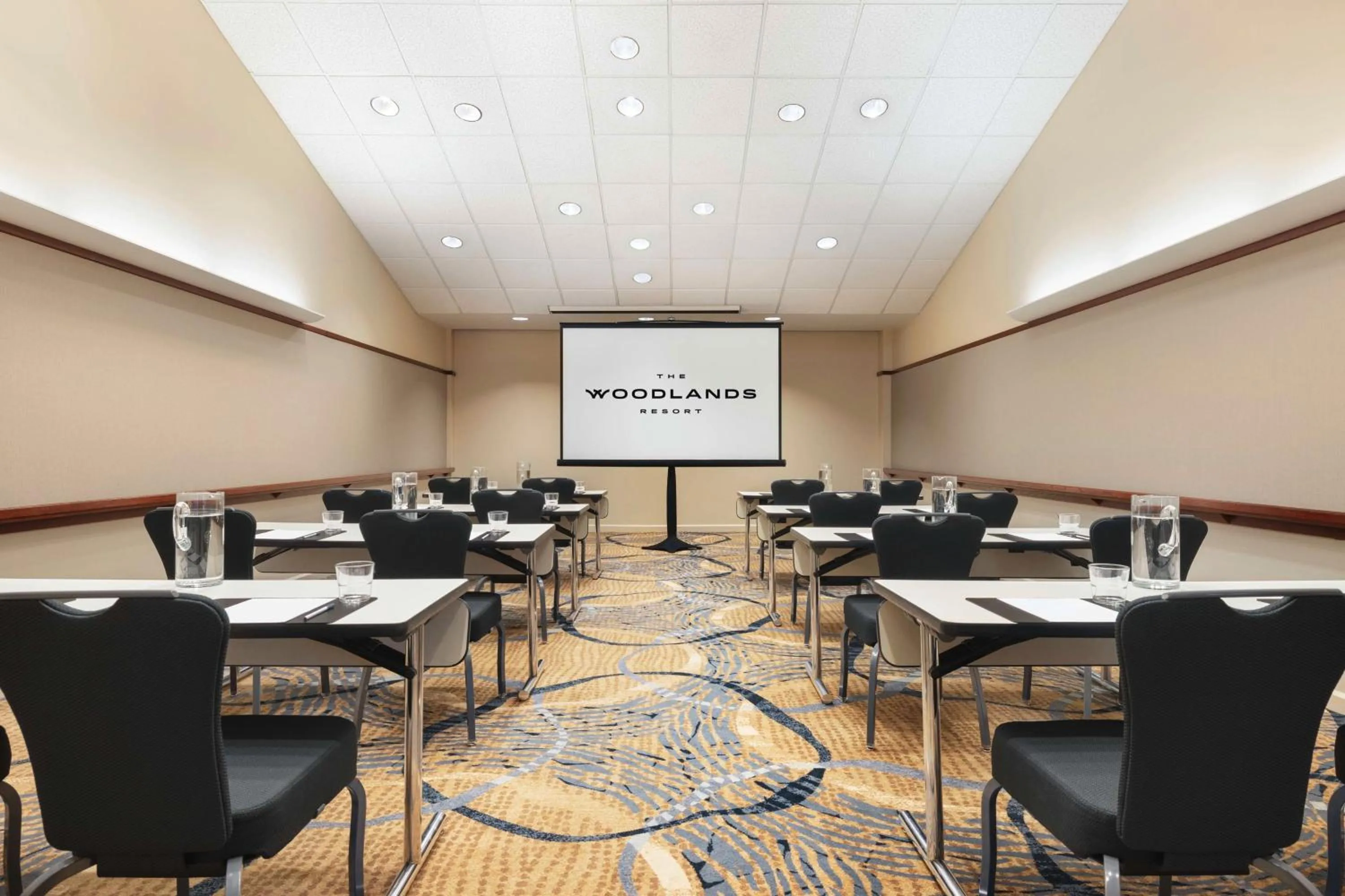 Meeting/conference room in The Woodlands Resort, Curio Collection by Hilton