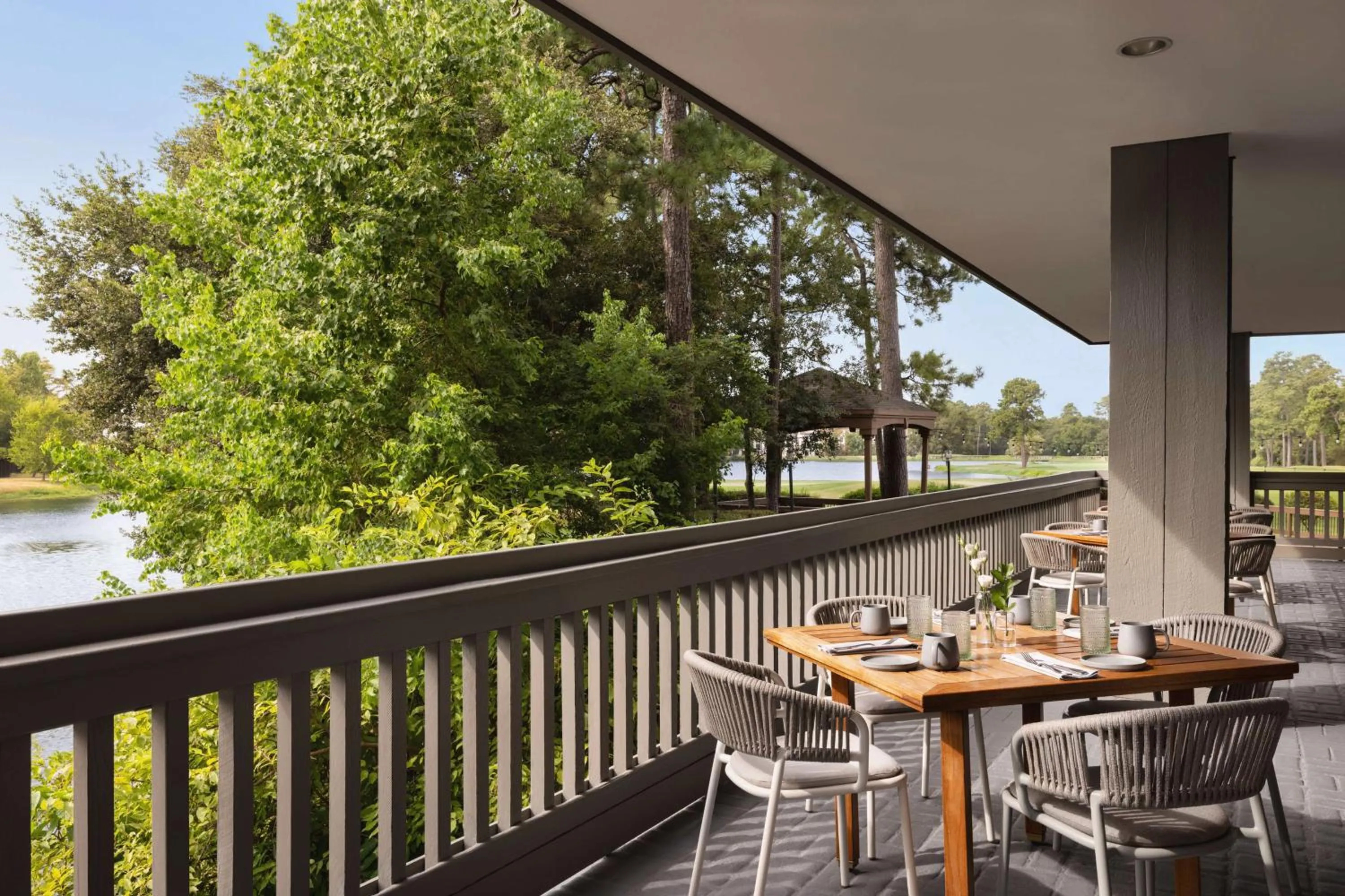Restaurant/places to eat in The Woodlands Resort, Curio Collection by Hilton