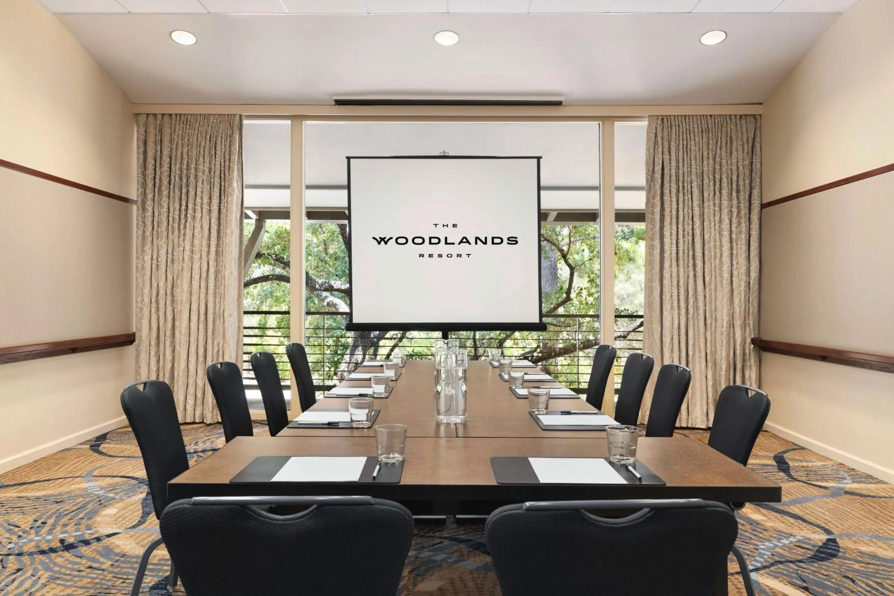 Meeting/conference room in The Woodlands Resort, Curio Collection by Hilton
