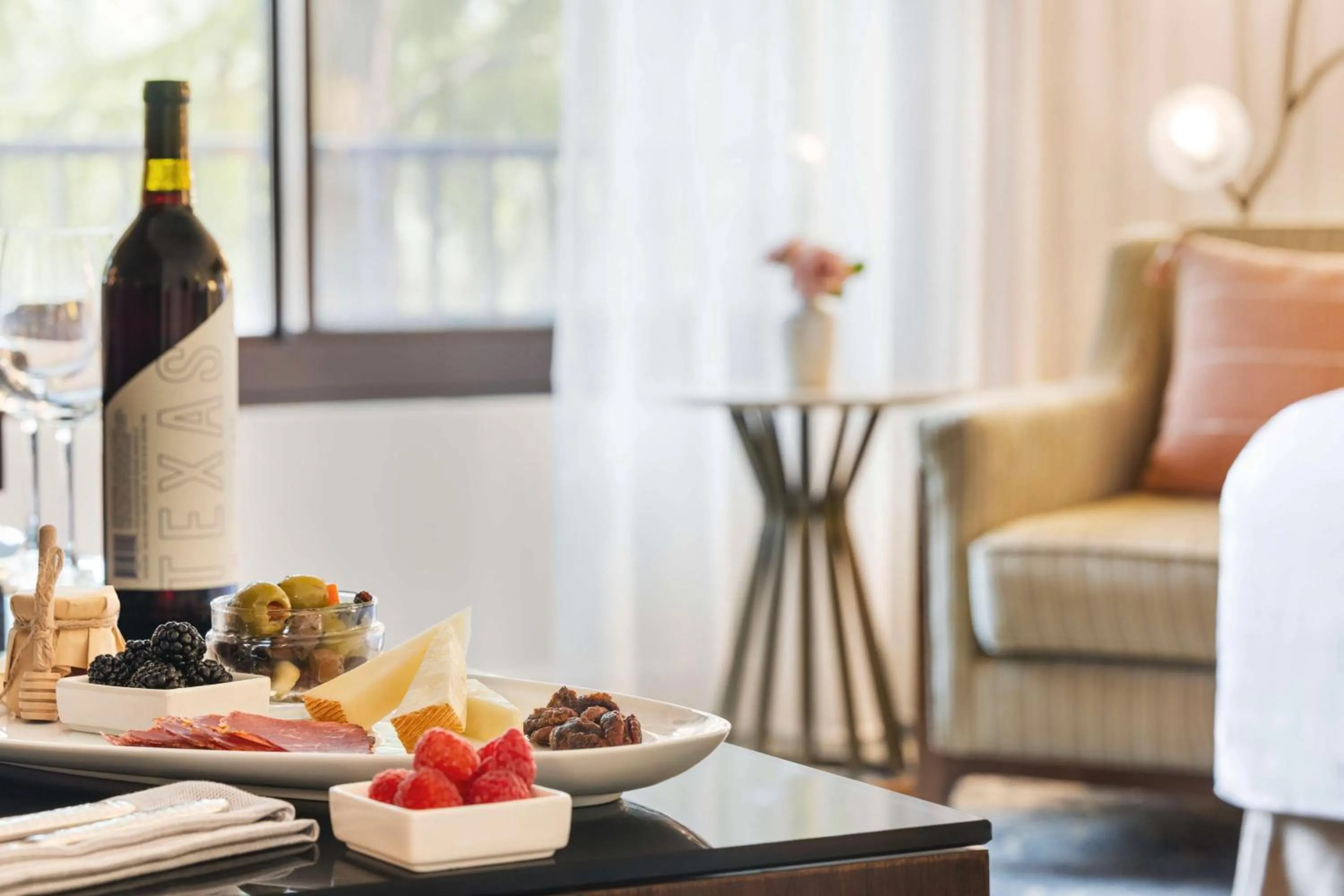 Photo of the whole room in The Woodlands Resort, Curio Collection by Hilton