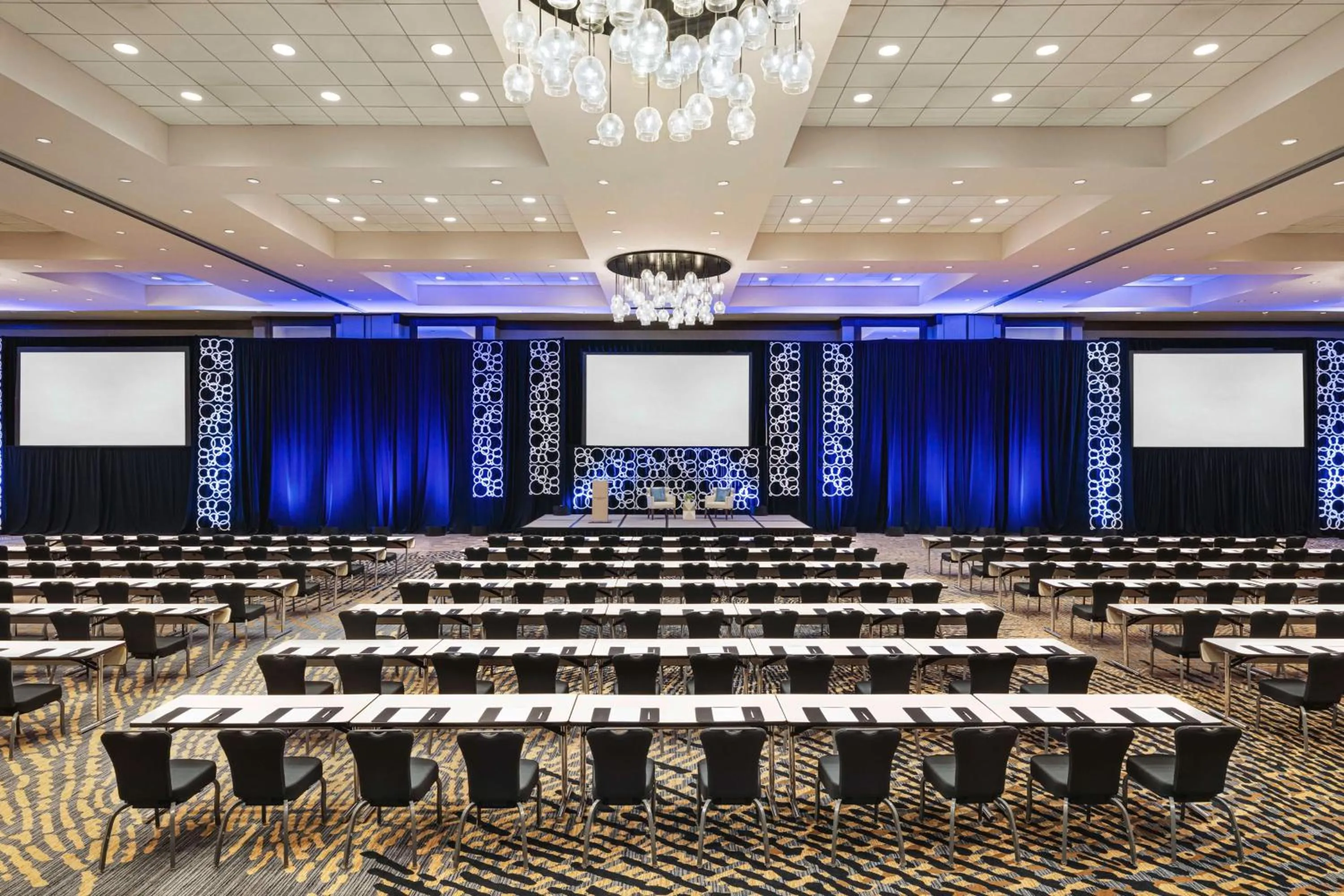 Meeting/conference room in The Woodlands Resort, Curio Collection by Hilton