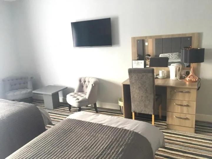 Bed in The Marquis Inn