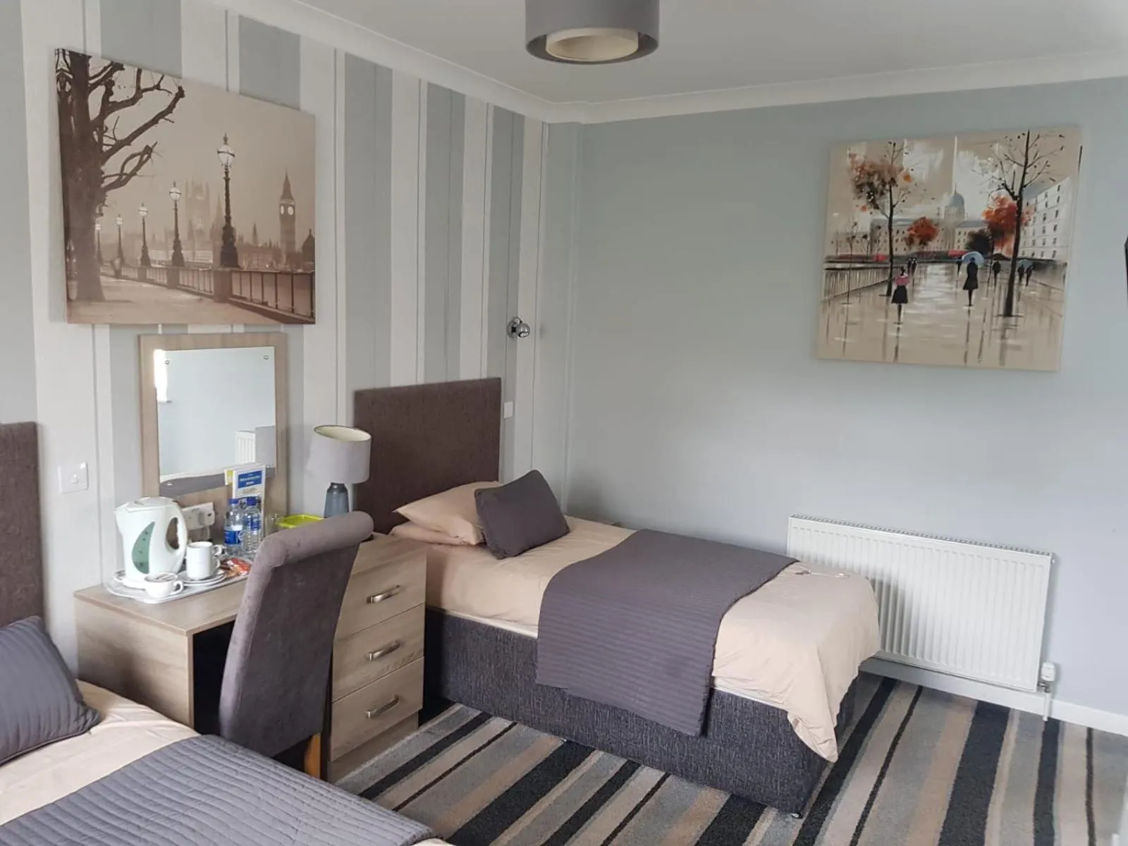 Bed in The Marquis Inn