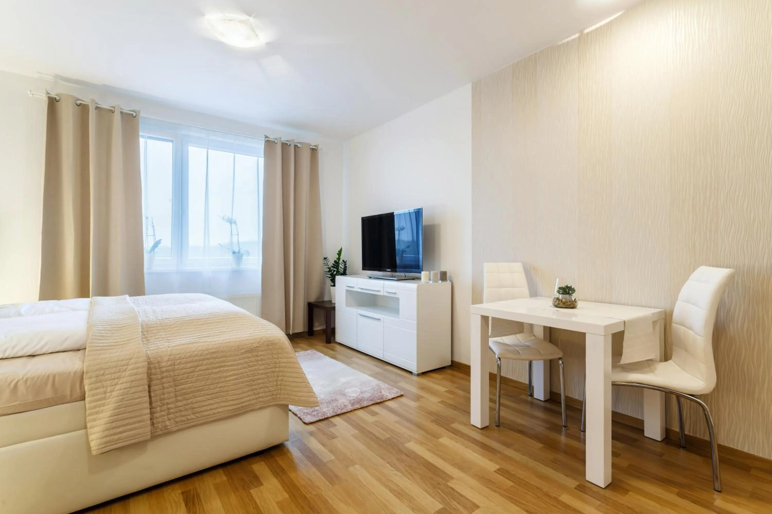 Bed in Golden Apartments Rezidence Nová Karolina