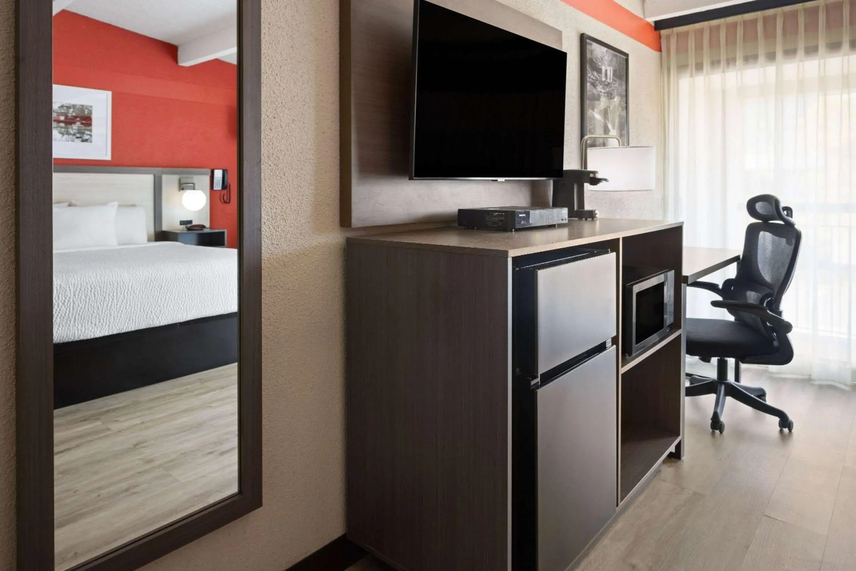 Photo of the whole room, Bed in Ramada by Wyndham Parsippany Photo of the whole room, Bed in Ramada by Wyndham Parsippany