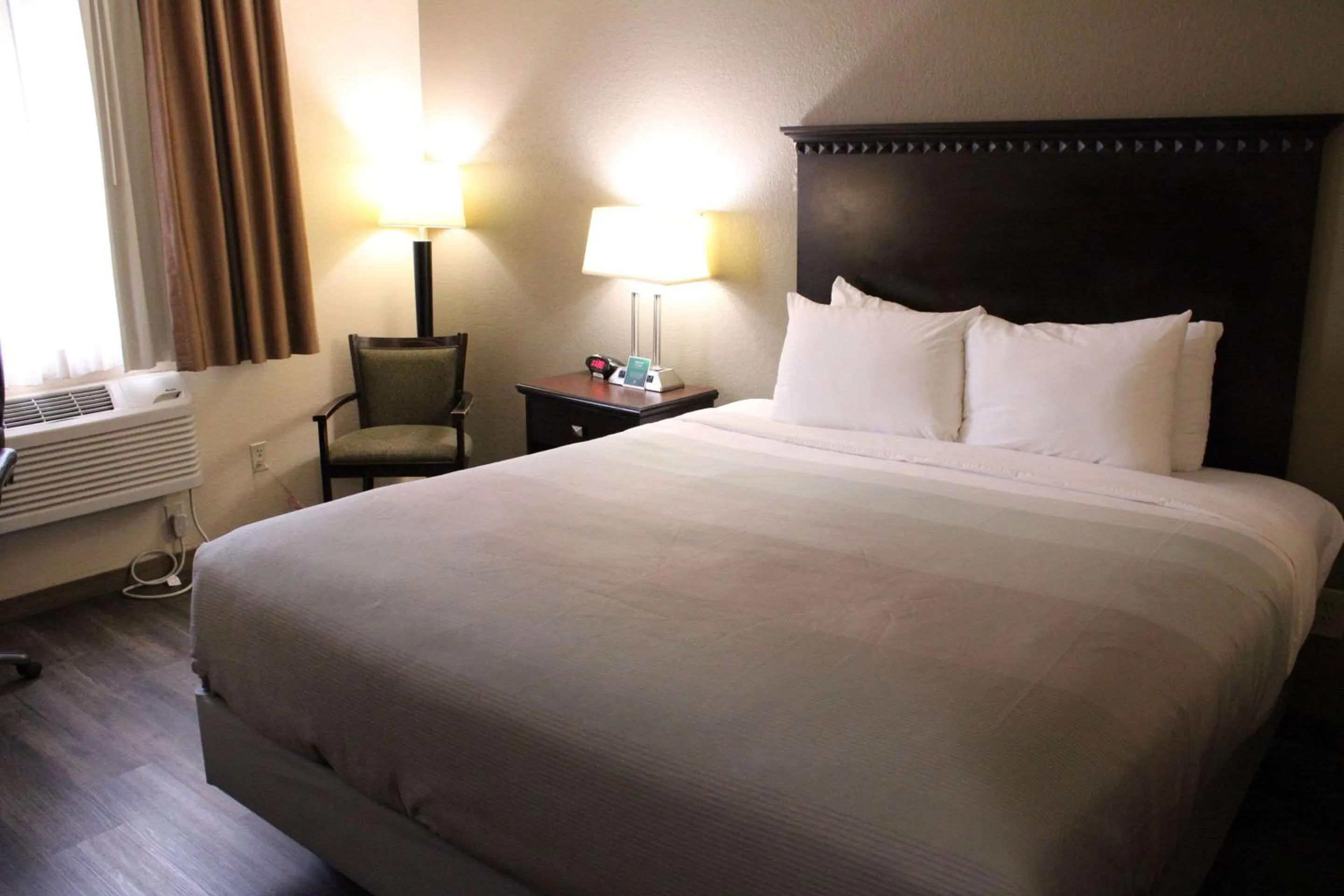 Bedroom in Econo Lodge Gunnison