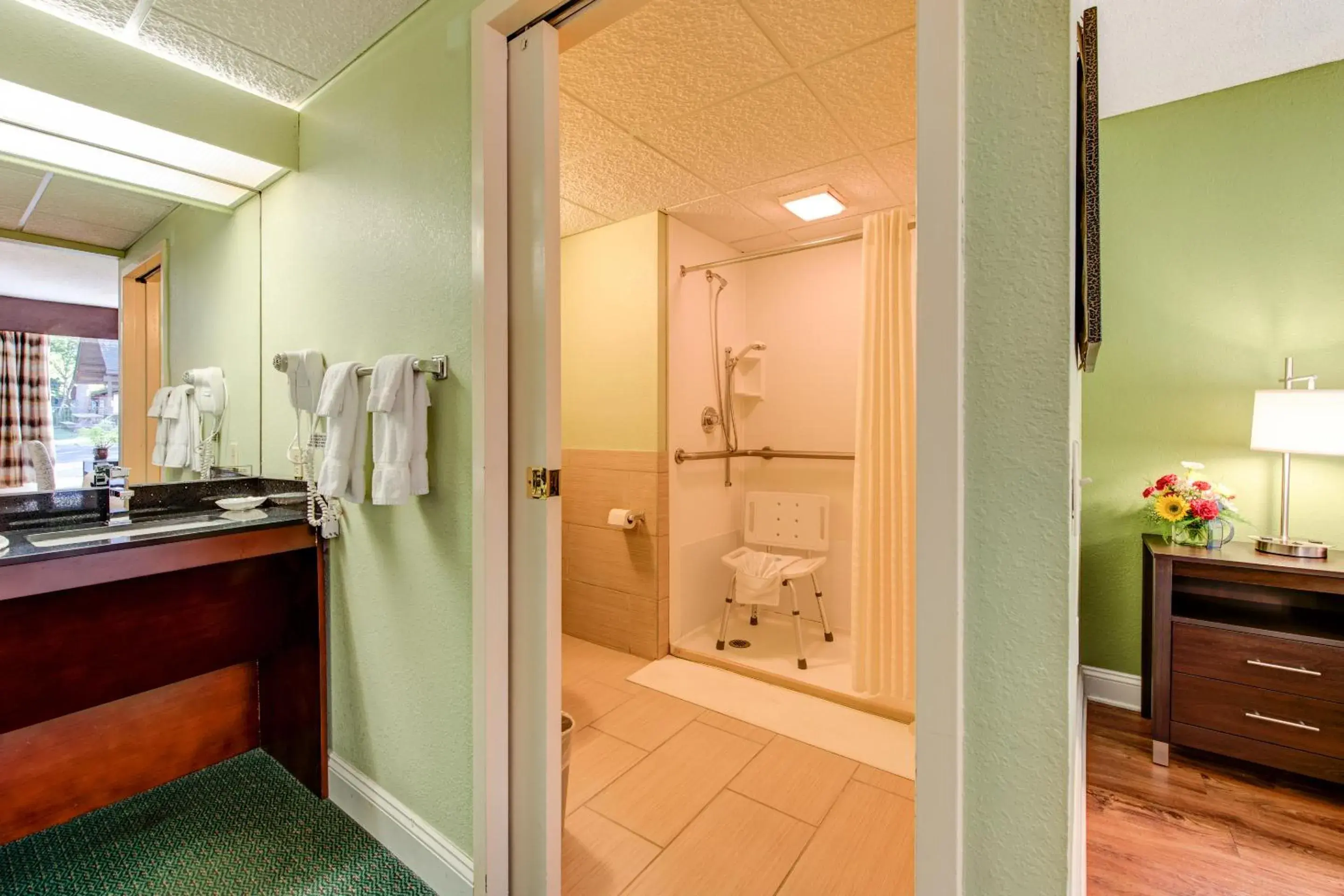 Bathroom in Glenstone Lodge Bathroom in Glenstone Lodge