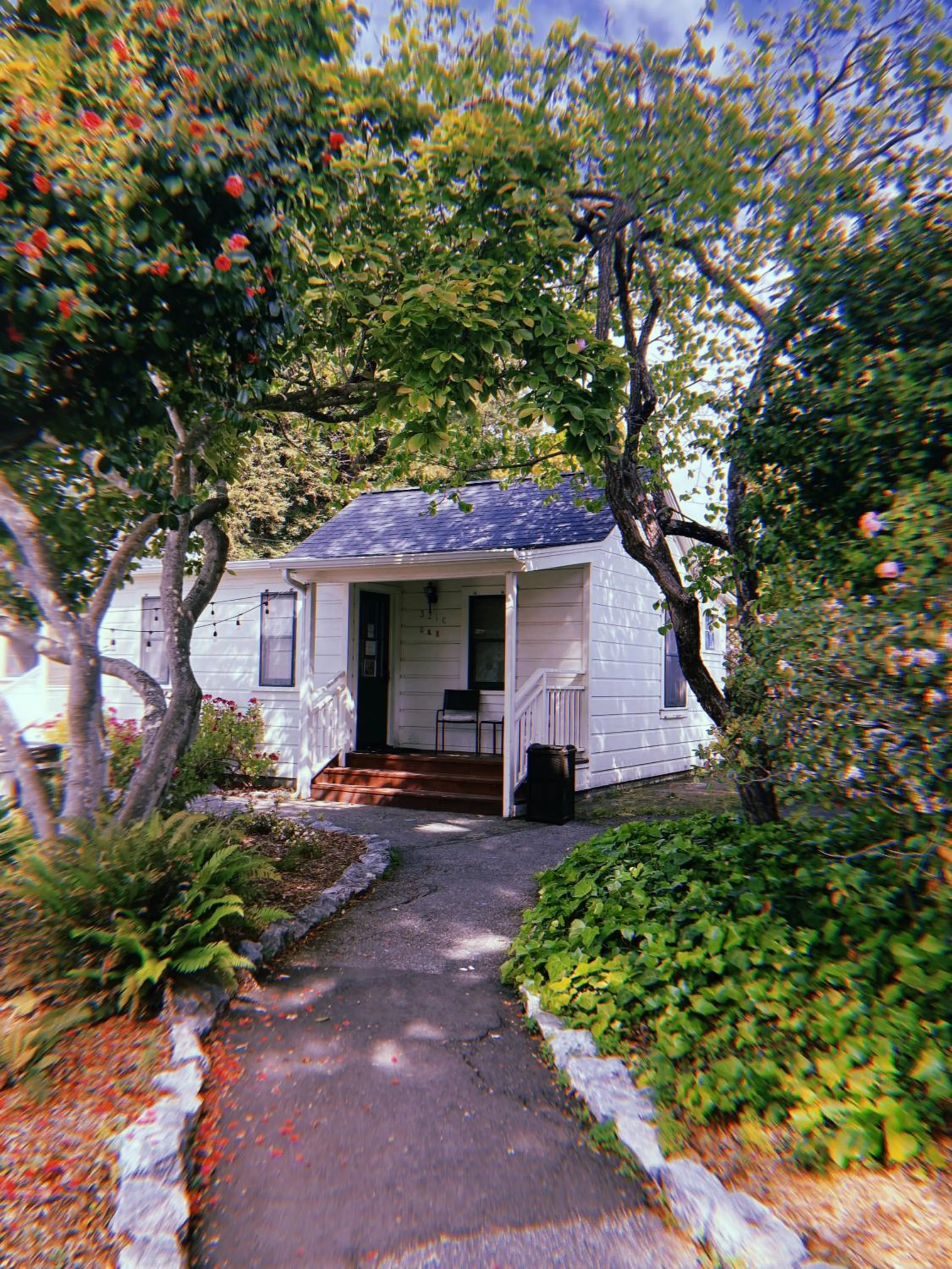 Property building in Santa Cruz Hostel