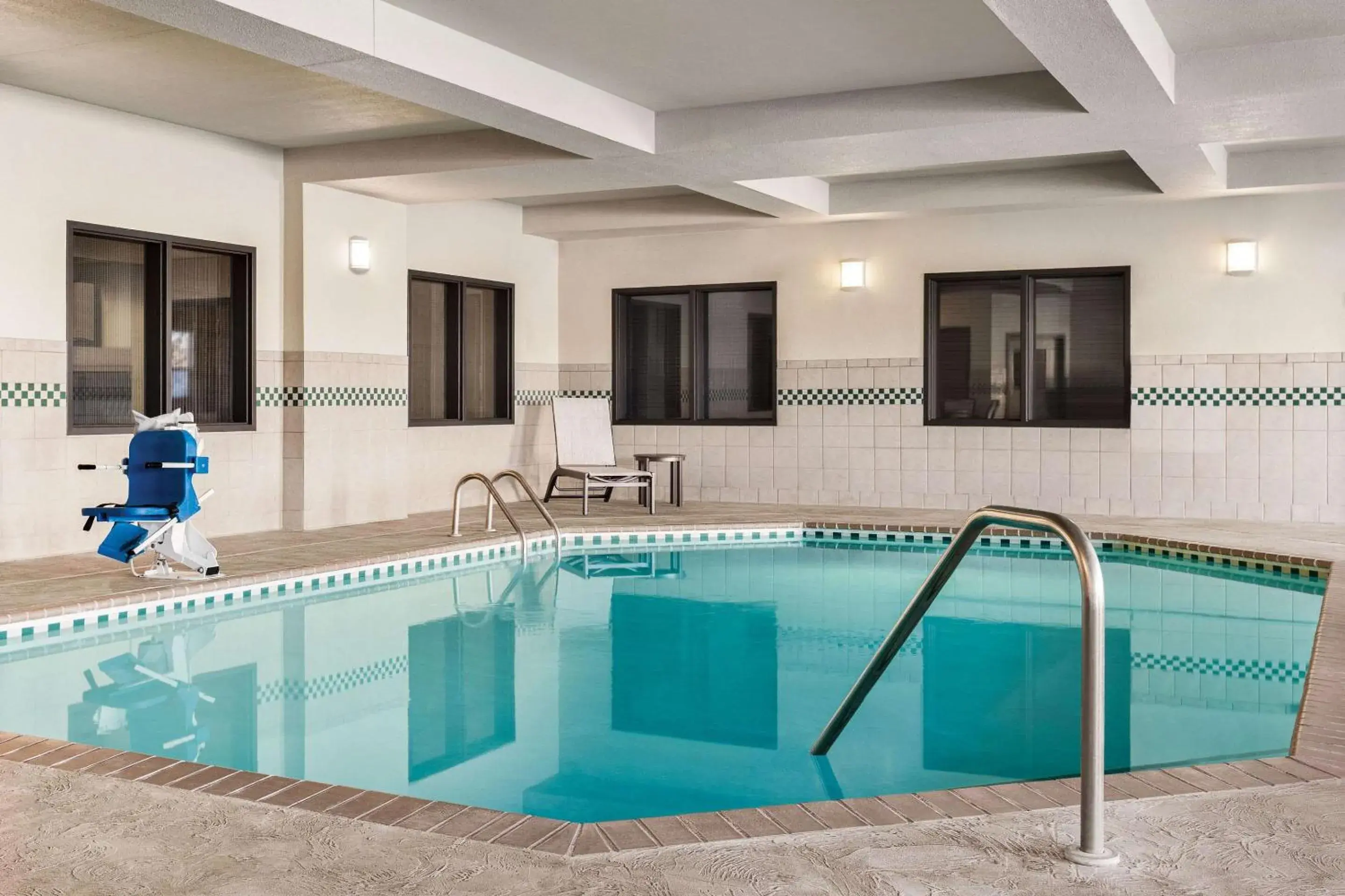 Swimming pool in Country Inn & Suites by Radisson, St Cloud East, MN Swimming pool in Country Inn & Suites by Radisson, St Cloud East, MN