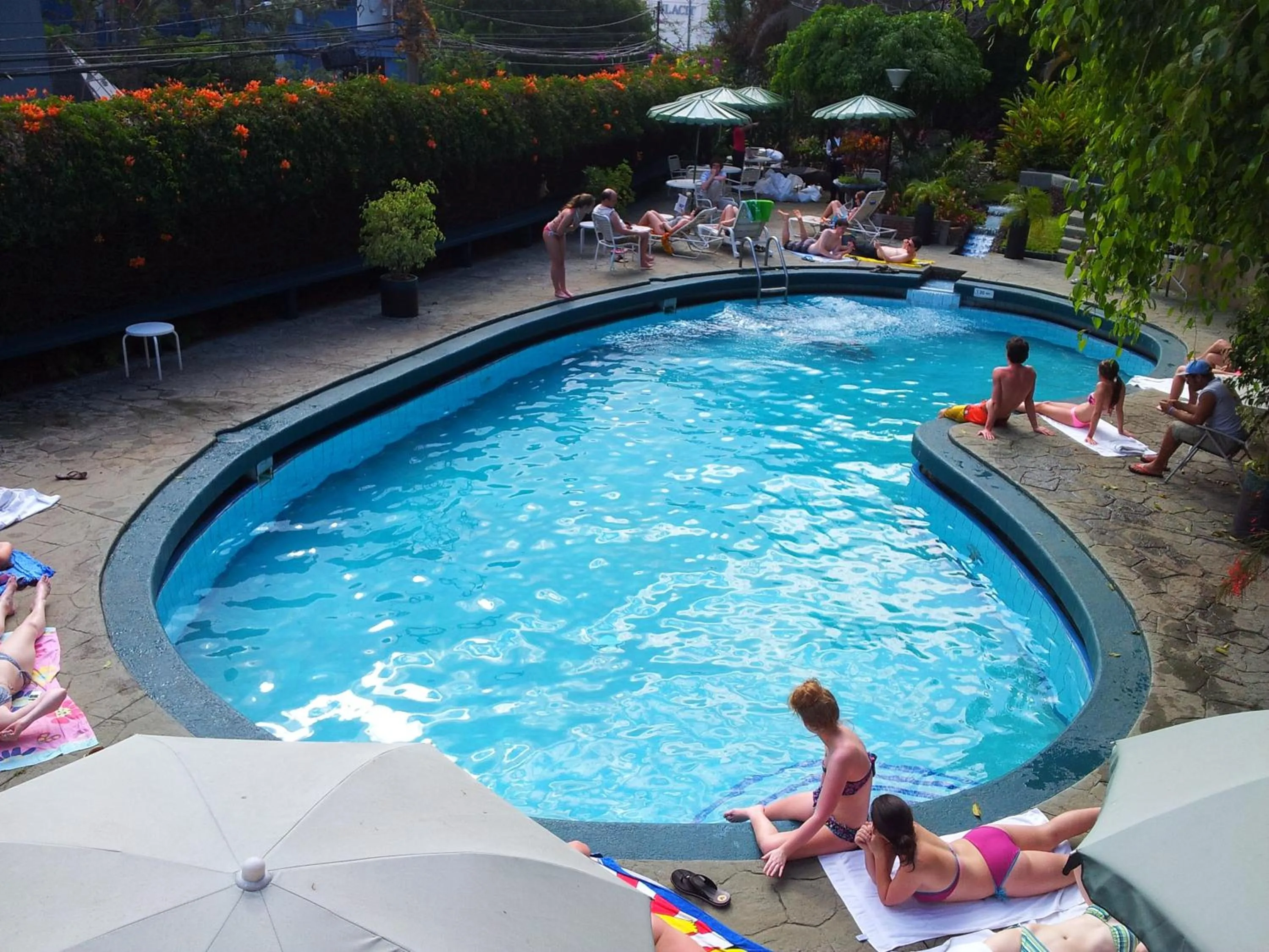Swimming pool in Hotel Villa Tournon
