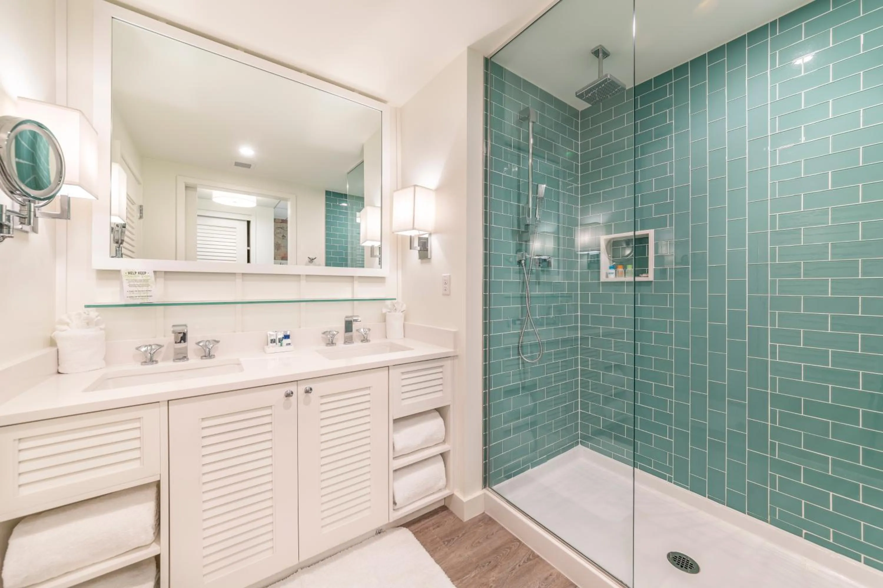 Shower in Margaritaville Resort Orlando