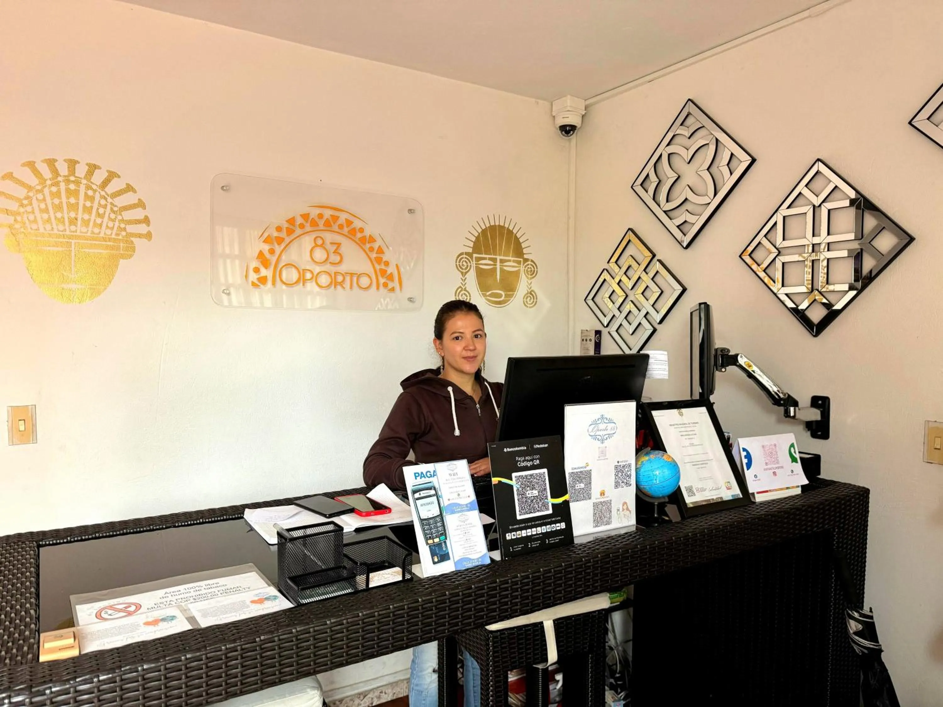 Lobby or reception in Oporto 83