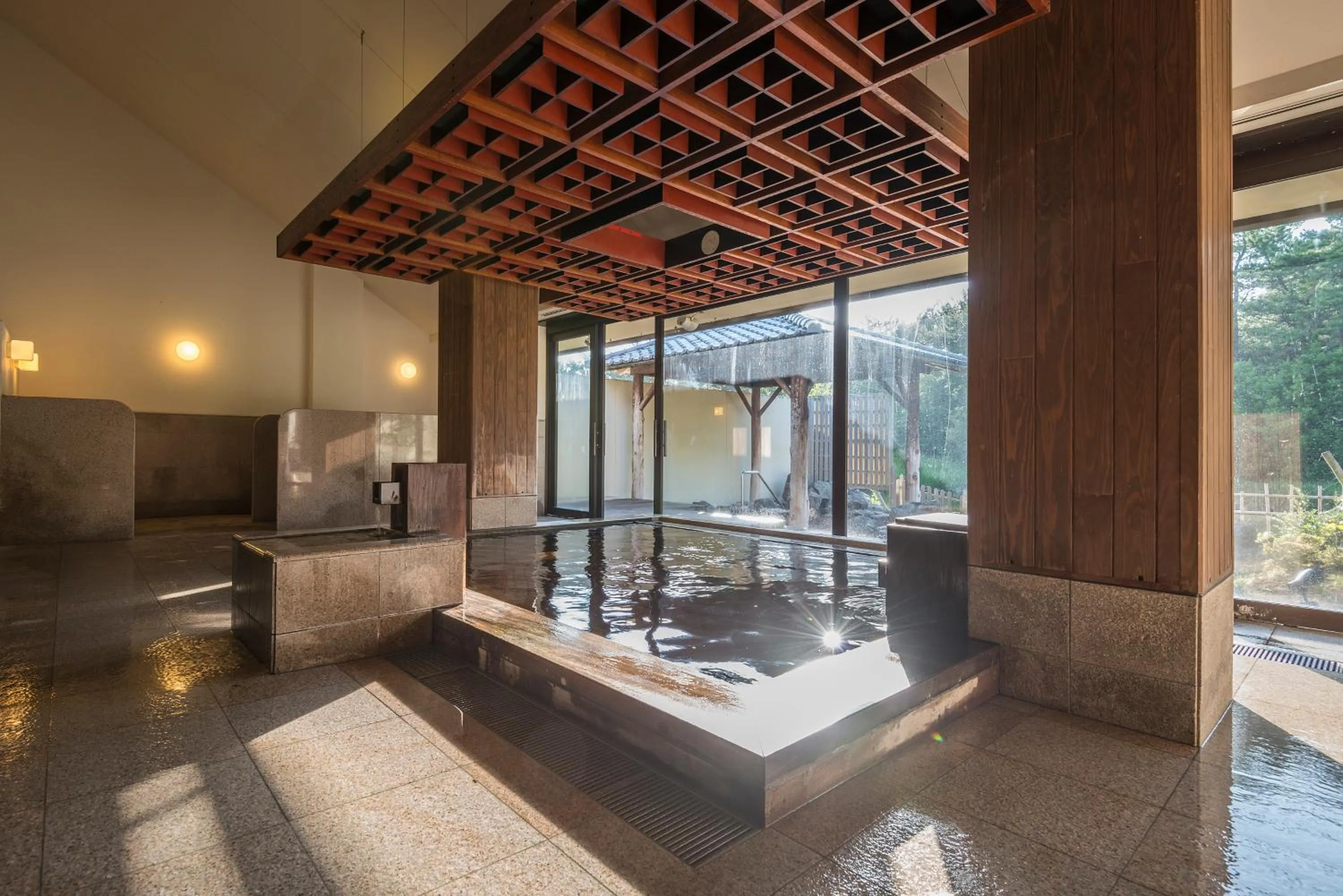 Hot Spring Bath in Phoenix Seagaia Ocean Tower