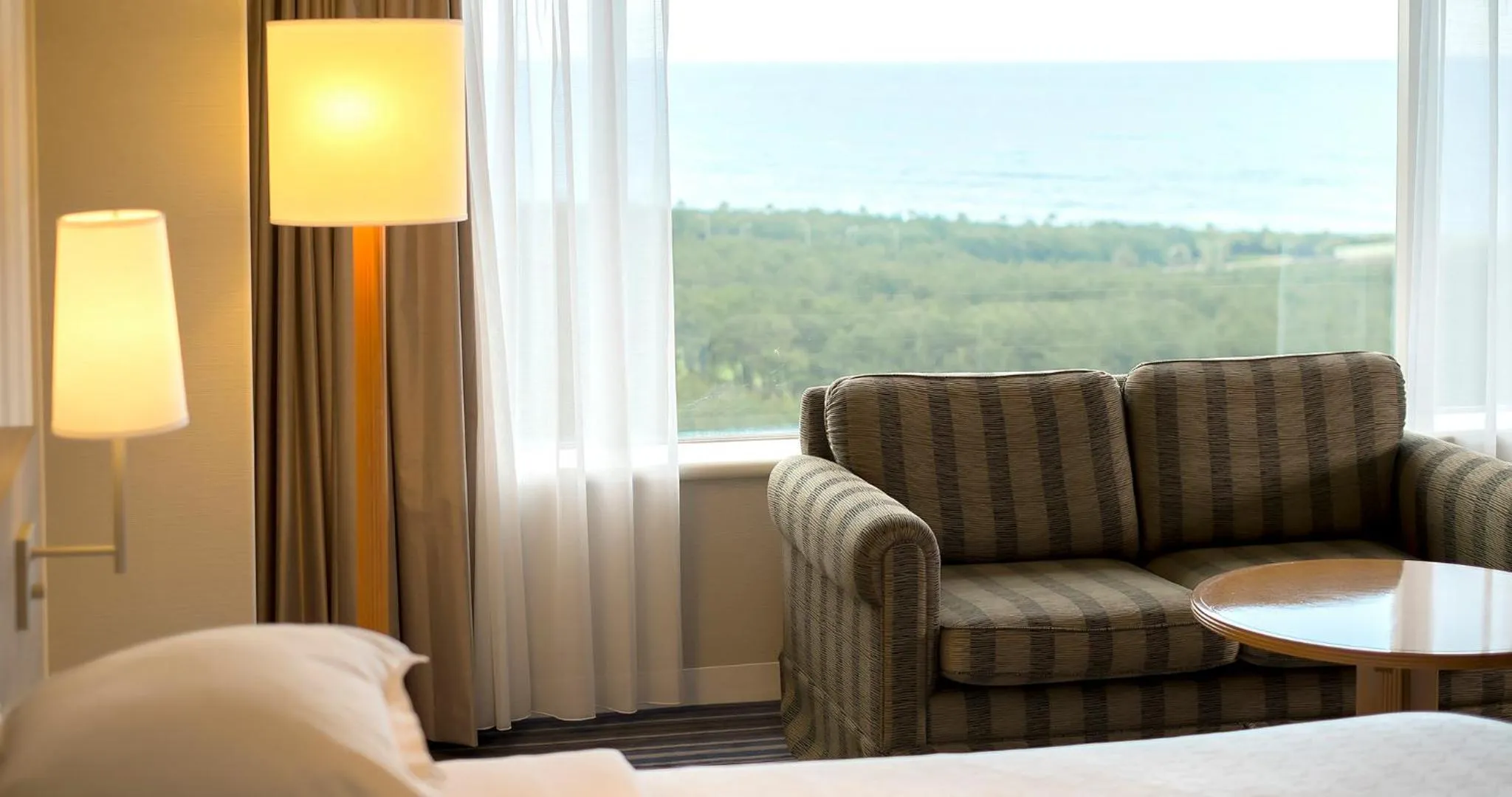 Phoenix Seagaia Ocean Tower