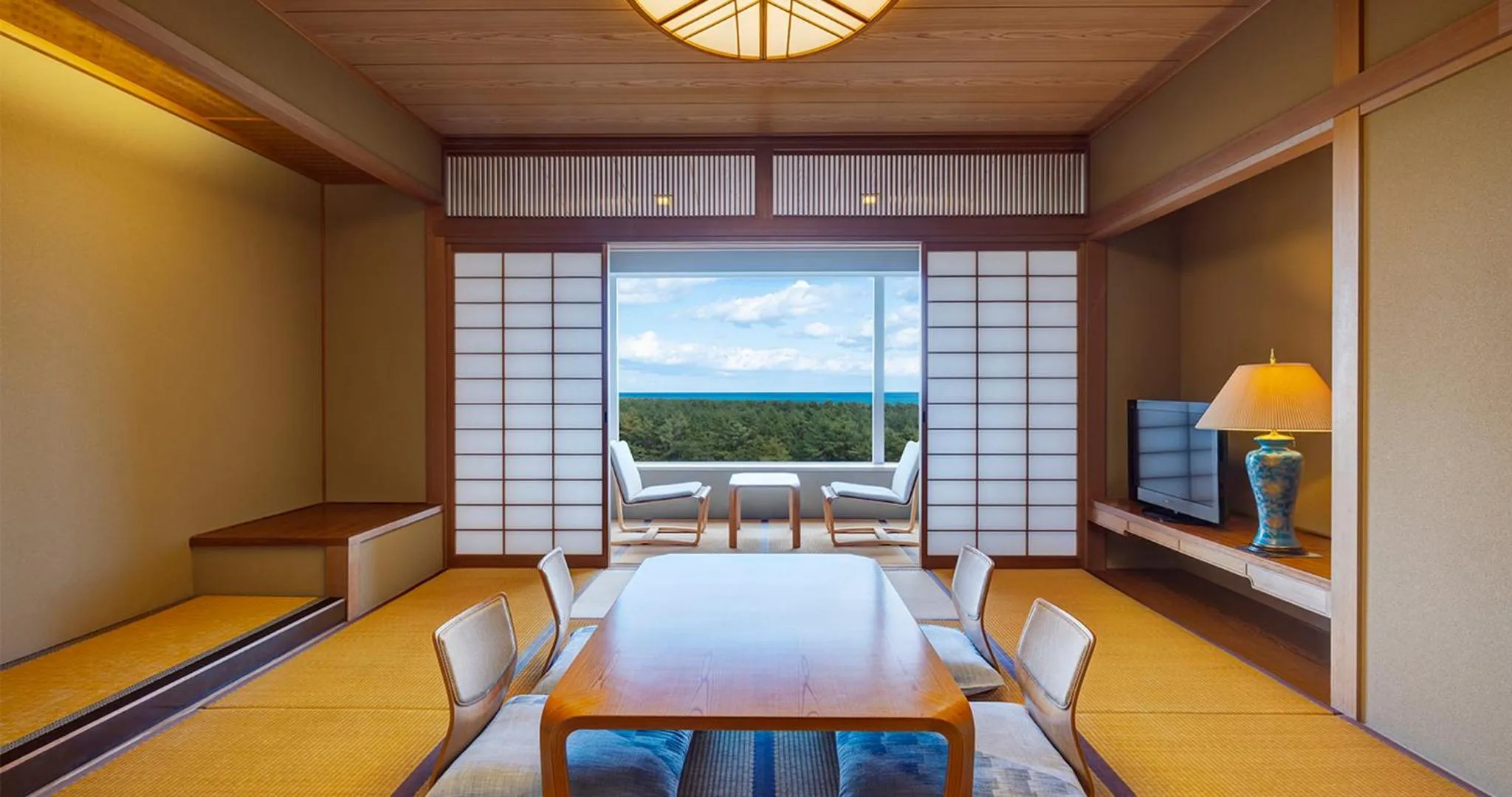 Phoenix Seagaia Ocean Tower