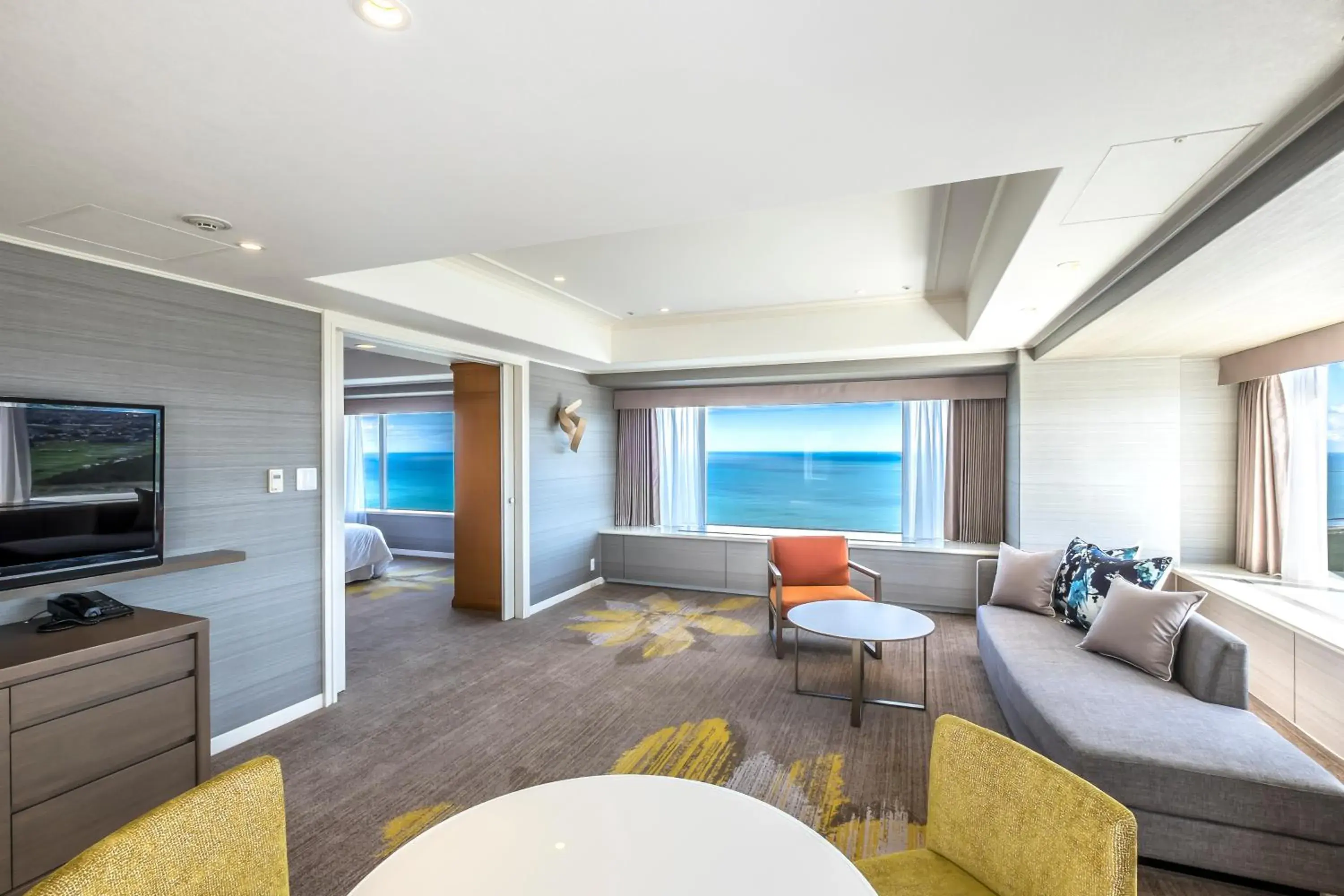 Photo of the whole room in Phoenix Seagaia Ocean Tower Photo of the whole room in Phoenix Seagaia Ocean Tower