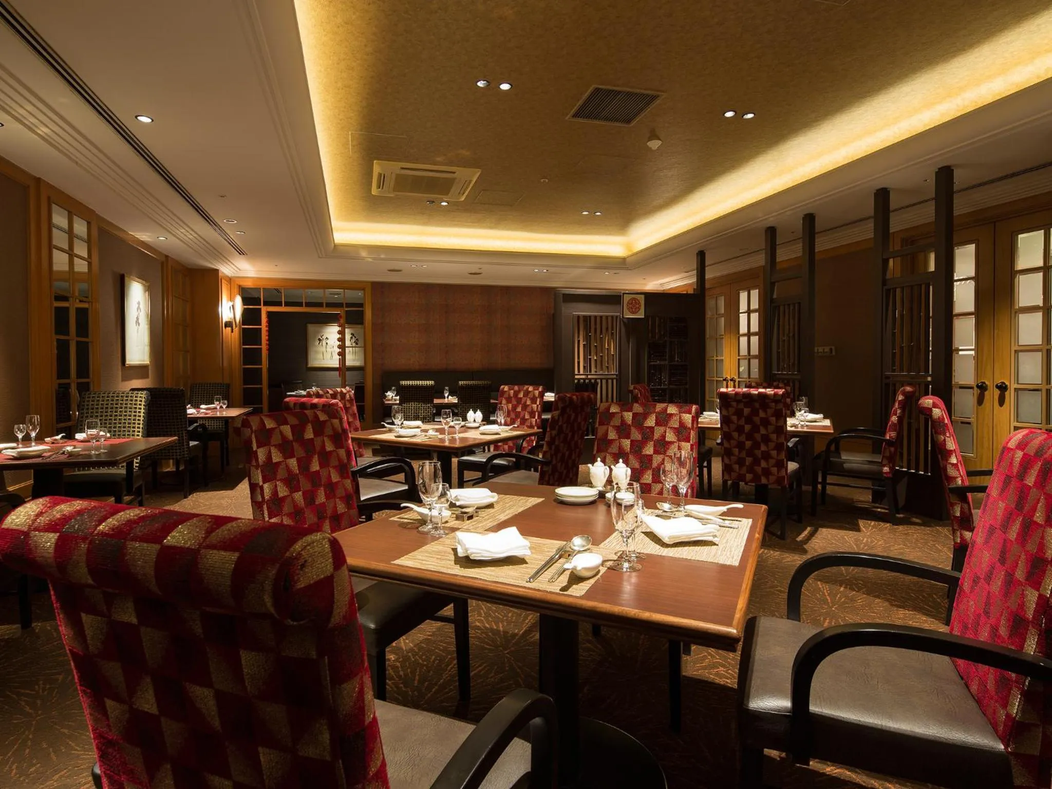 Restaurant/places to eat in Kobe Bay Sheraton Hotel & Towers