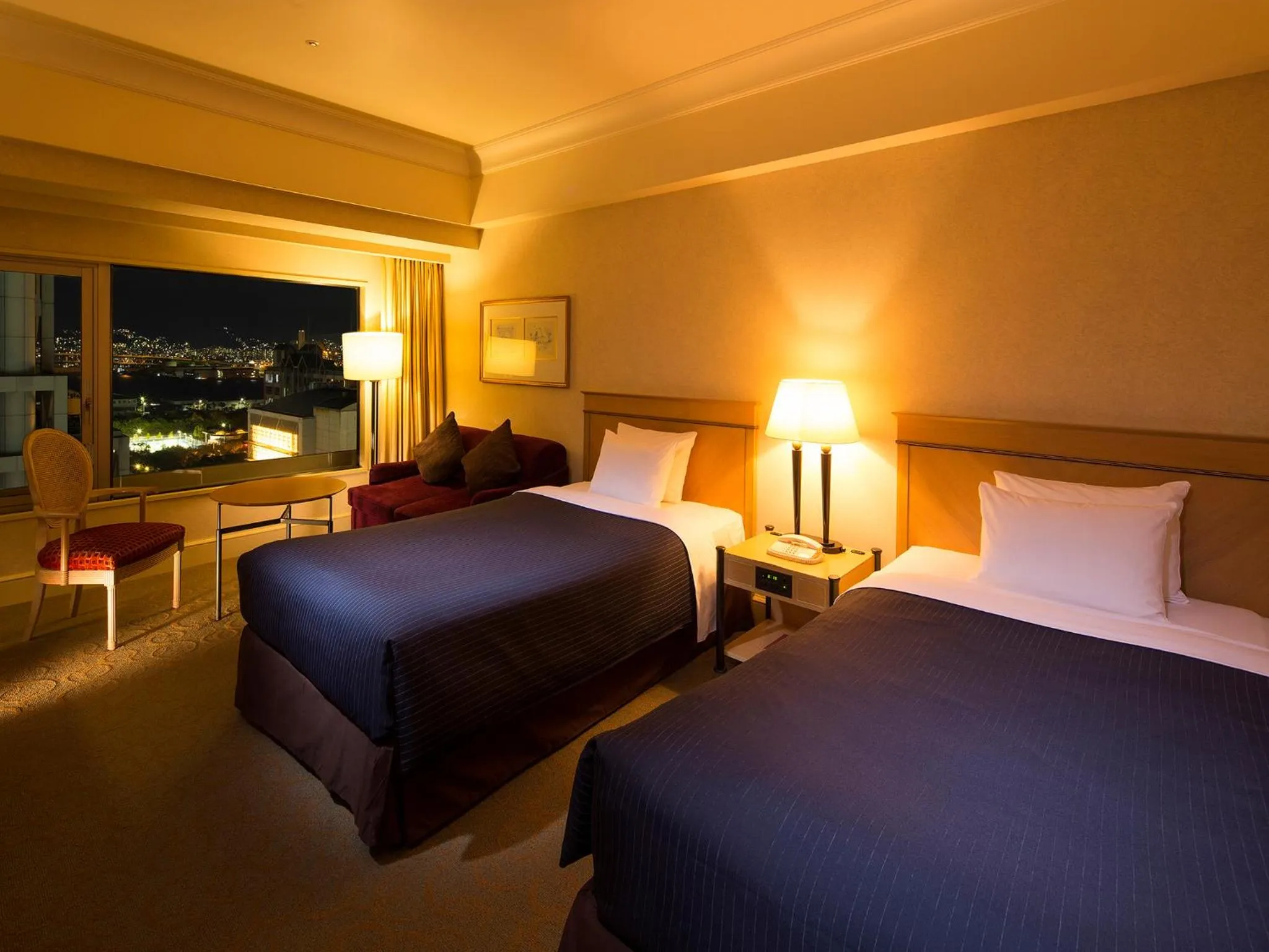 Bed in Kobe Bay Sheraton Hotel & Towers