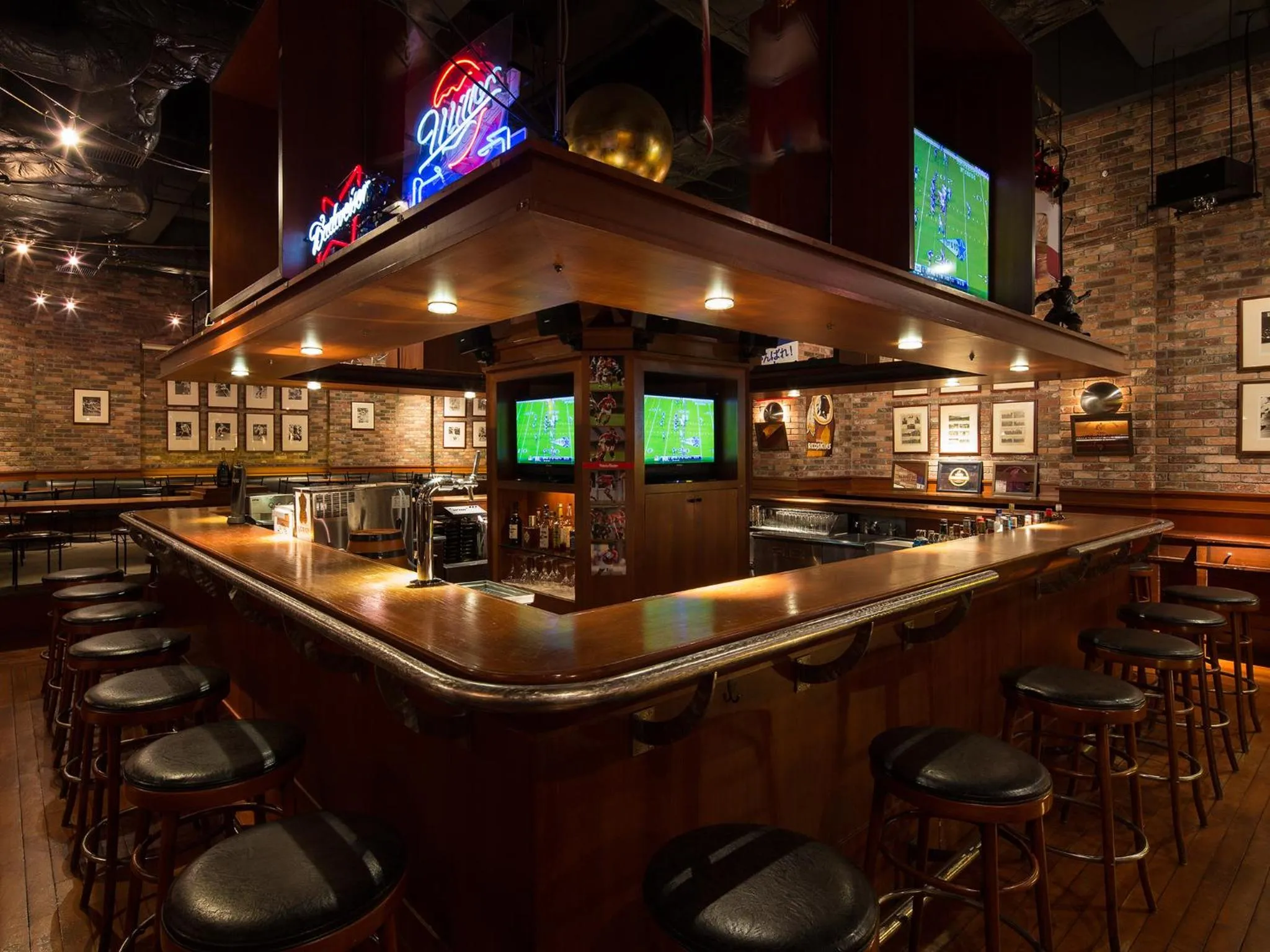 Lounge or bar in Kobe Bay Sheraton Hotel & Towers