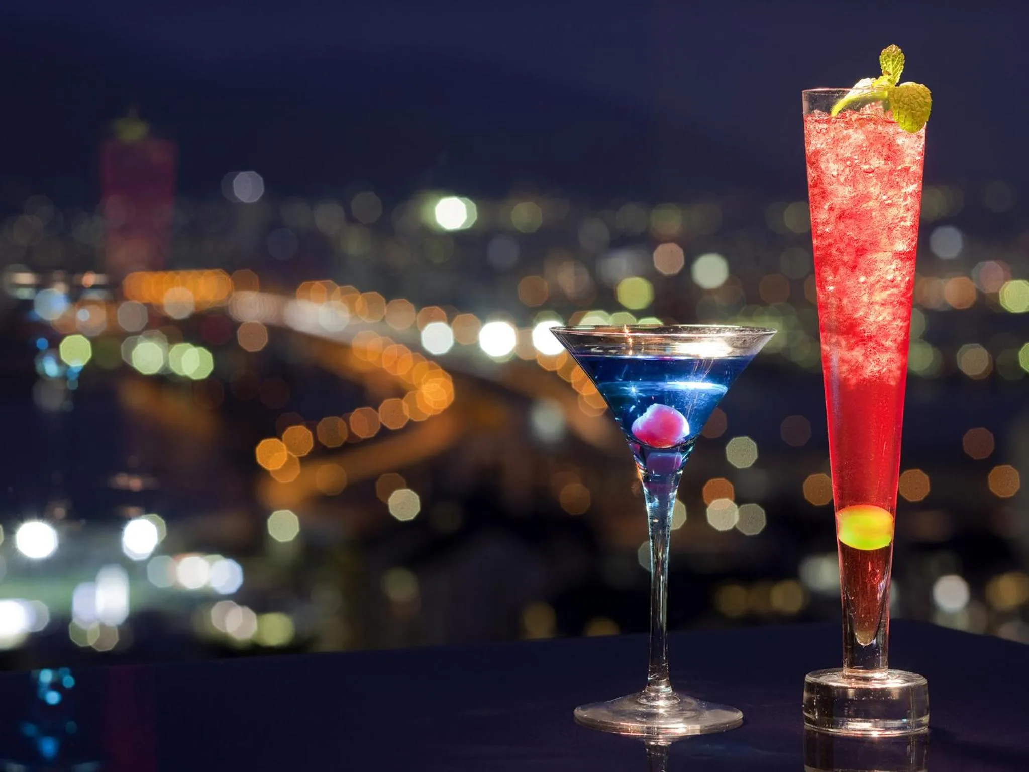 Lounge or bar in Kobe Bay Sheraton Hotel & Towers