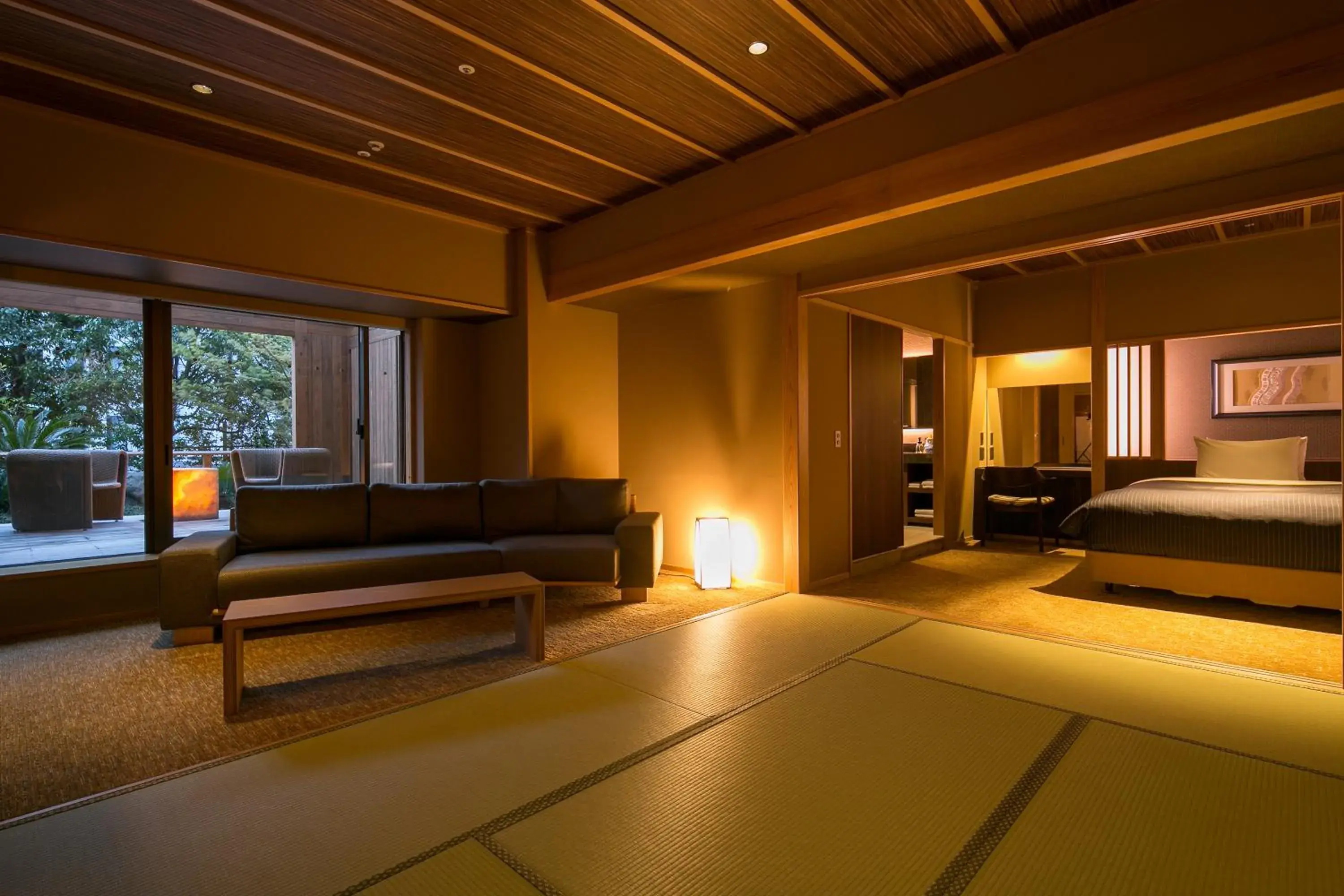 Suite with Tatami Area and Open Air Bath - Non Smoking in Kobe Bay Sheraton Hotel & Towers Suite with Tatami Area and Open Air Bath - Non Smoking in Kobe Bay Sheraton Hotel & Towers