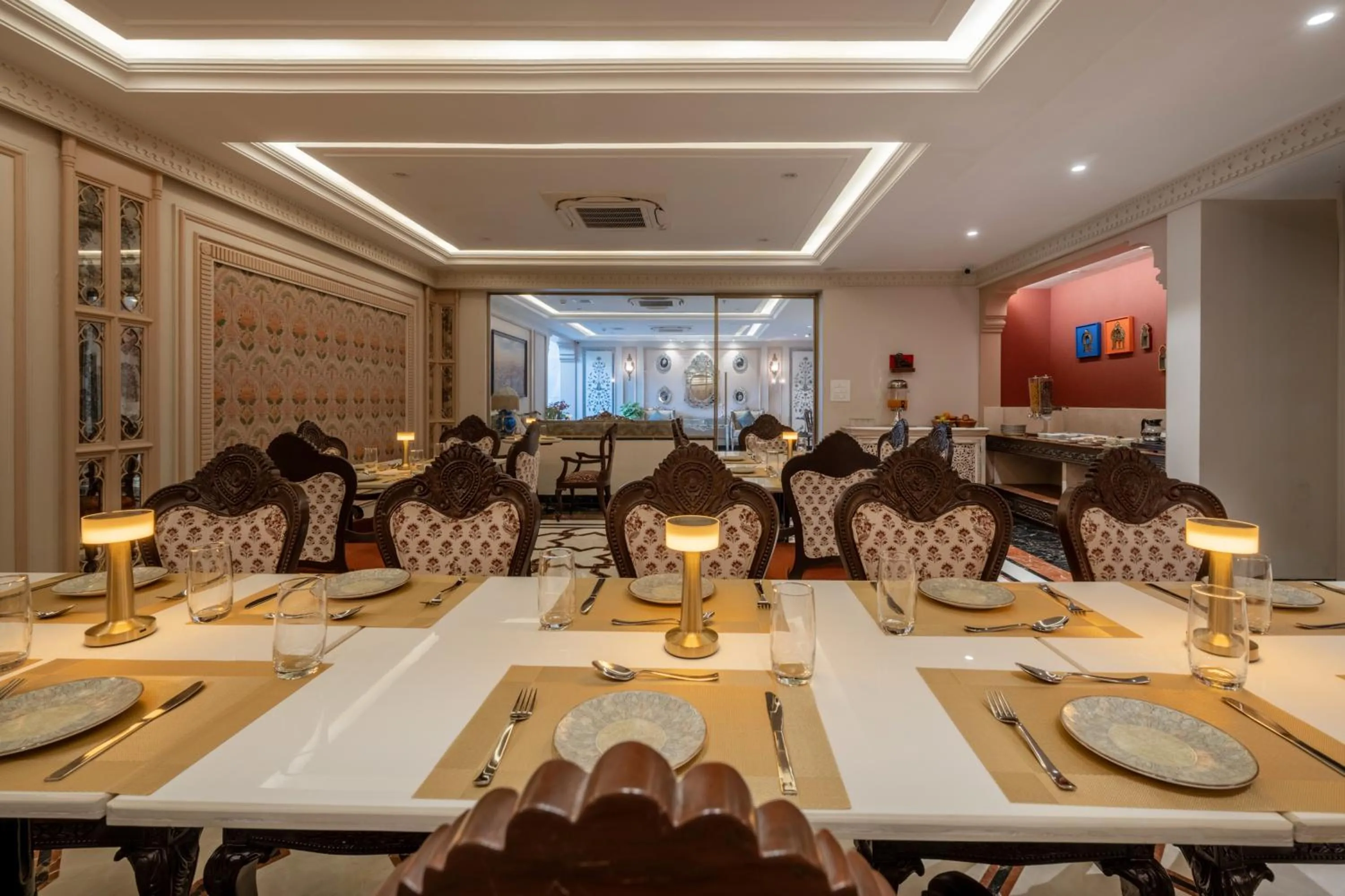 Restaurant/places to eat in The Residency - A Boutique Hotel