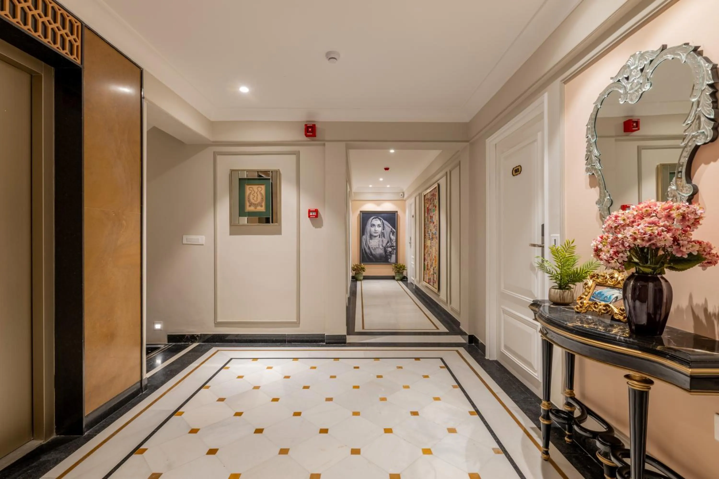 Lobby or reception in The Residency - A Boutique Hotel