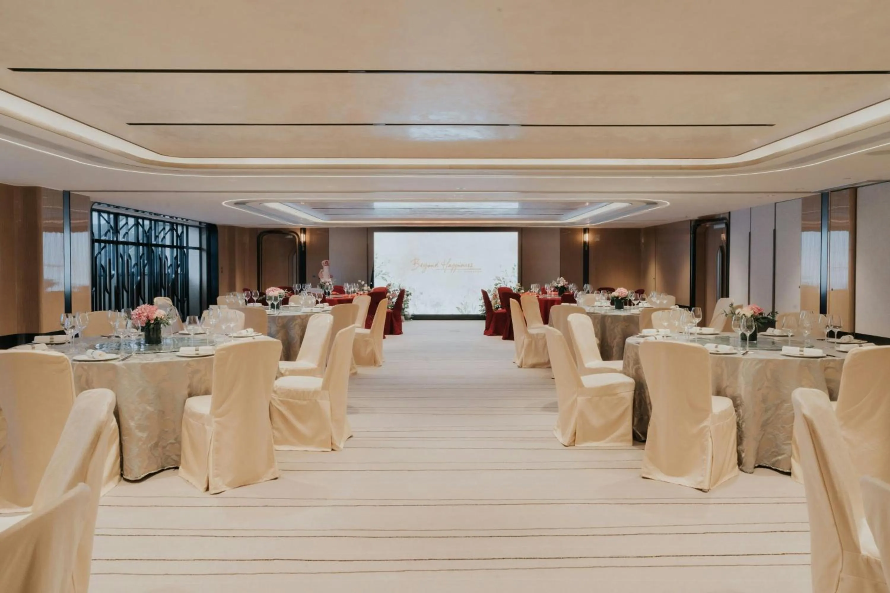 Meeting/conference room in Sheraton Hong Kong Hotel & Towers