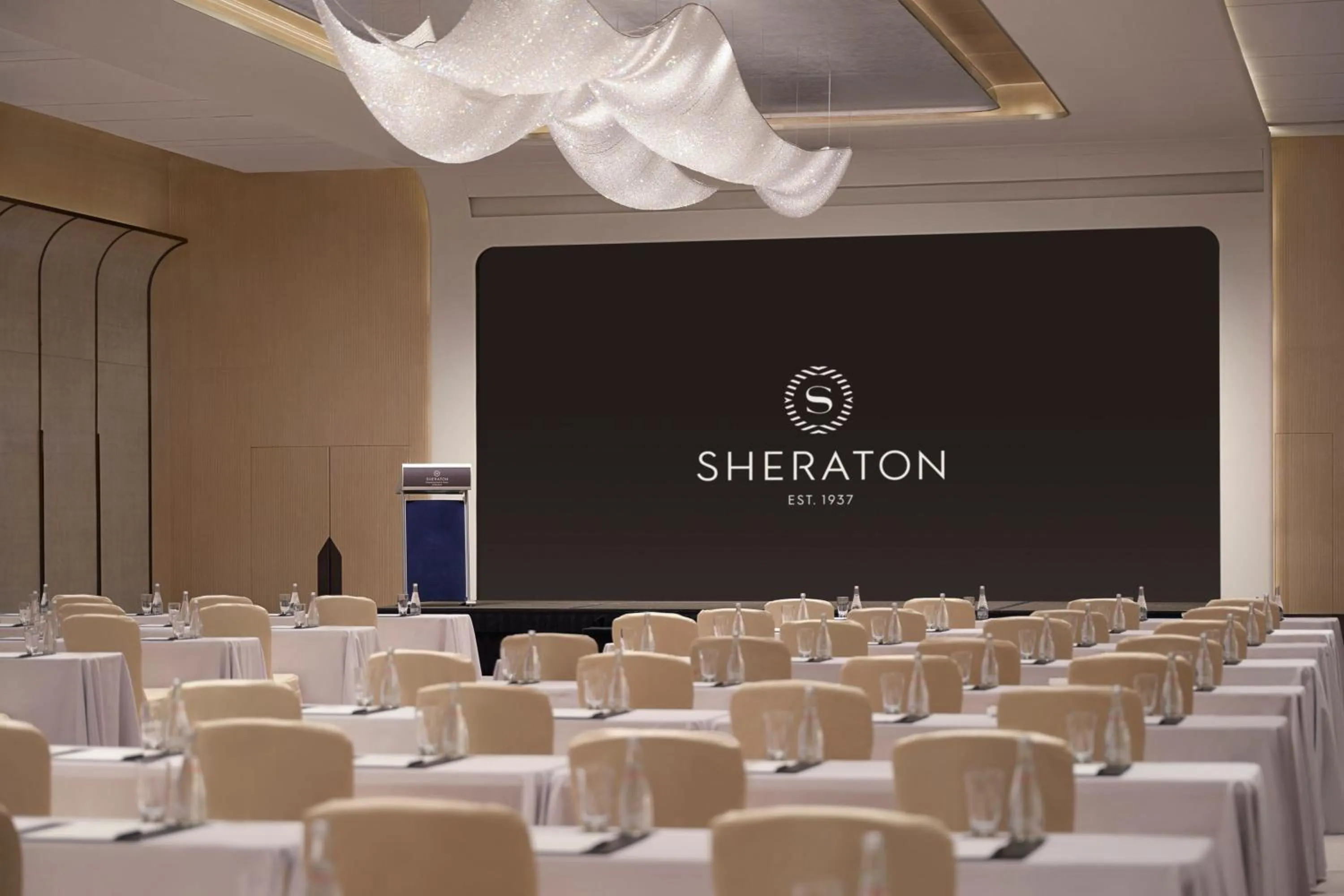 Meeting/conference room in Sheraton Hong Kong Hotel & Towers