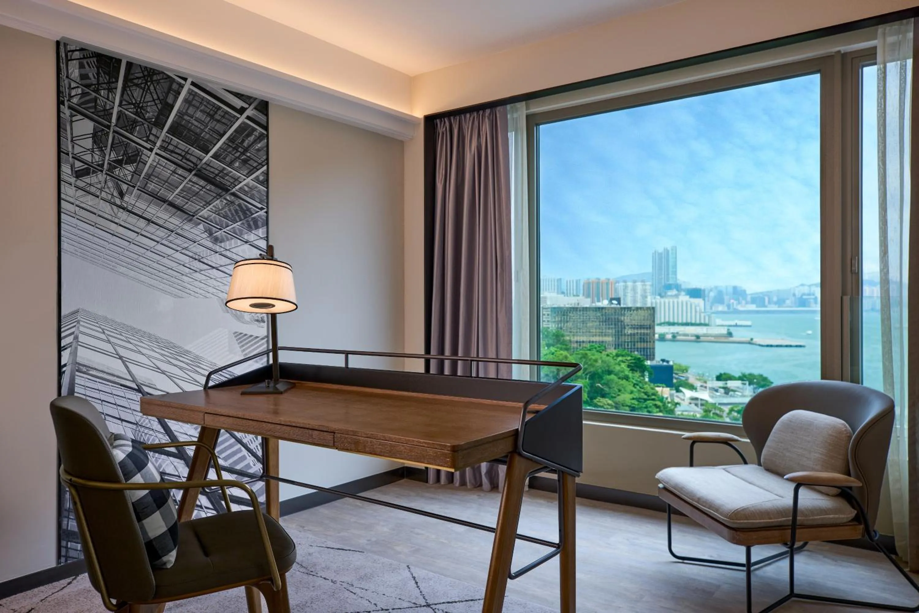 Living room in Sheraton Hong Kong Hotel & Towers