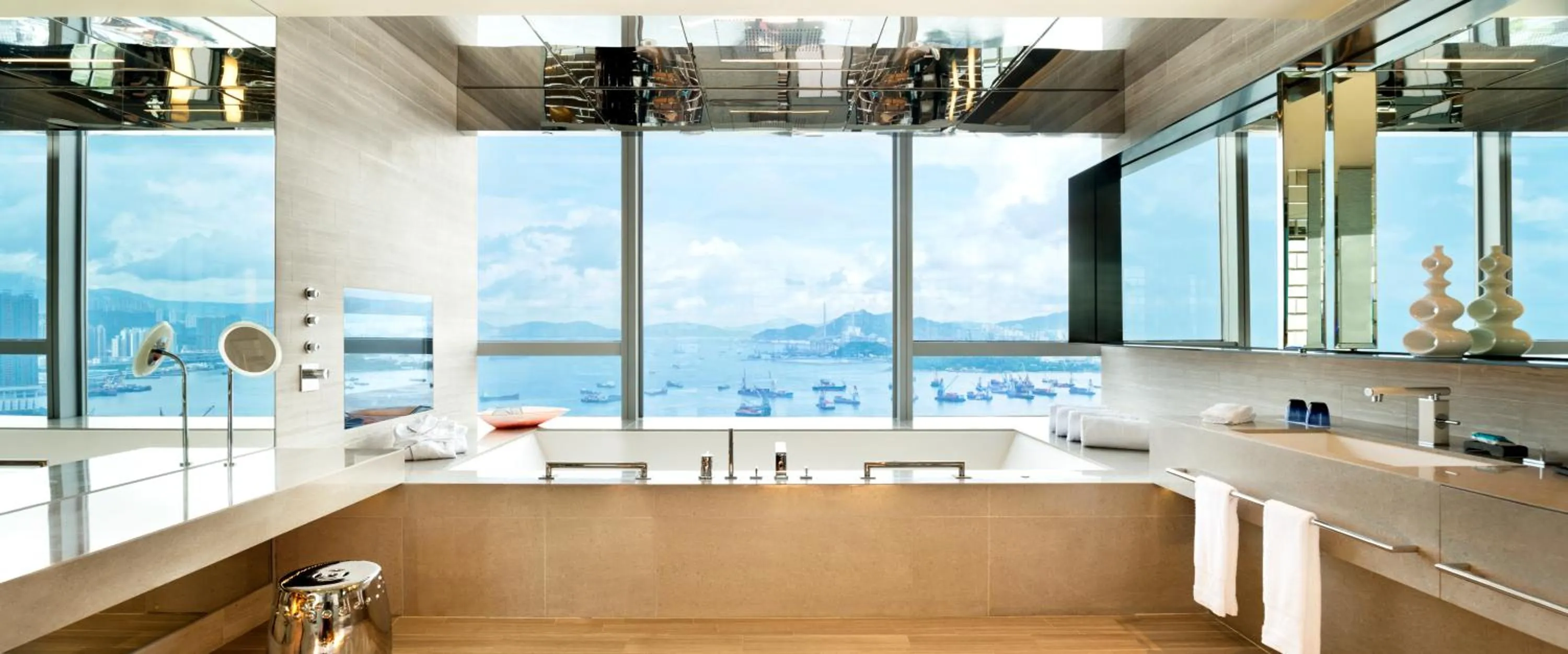 Bathroom in W Hong Kong