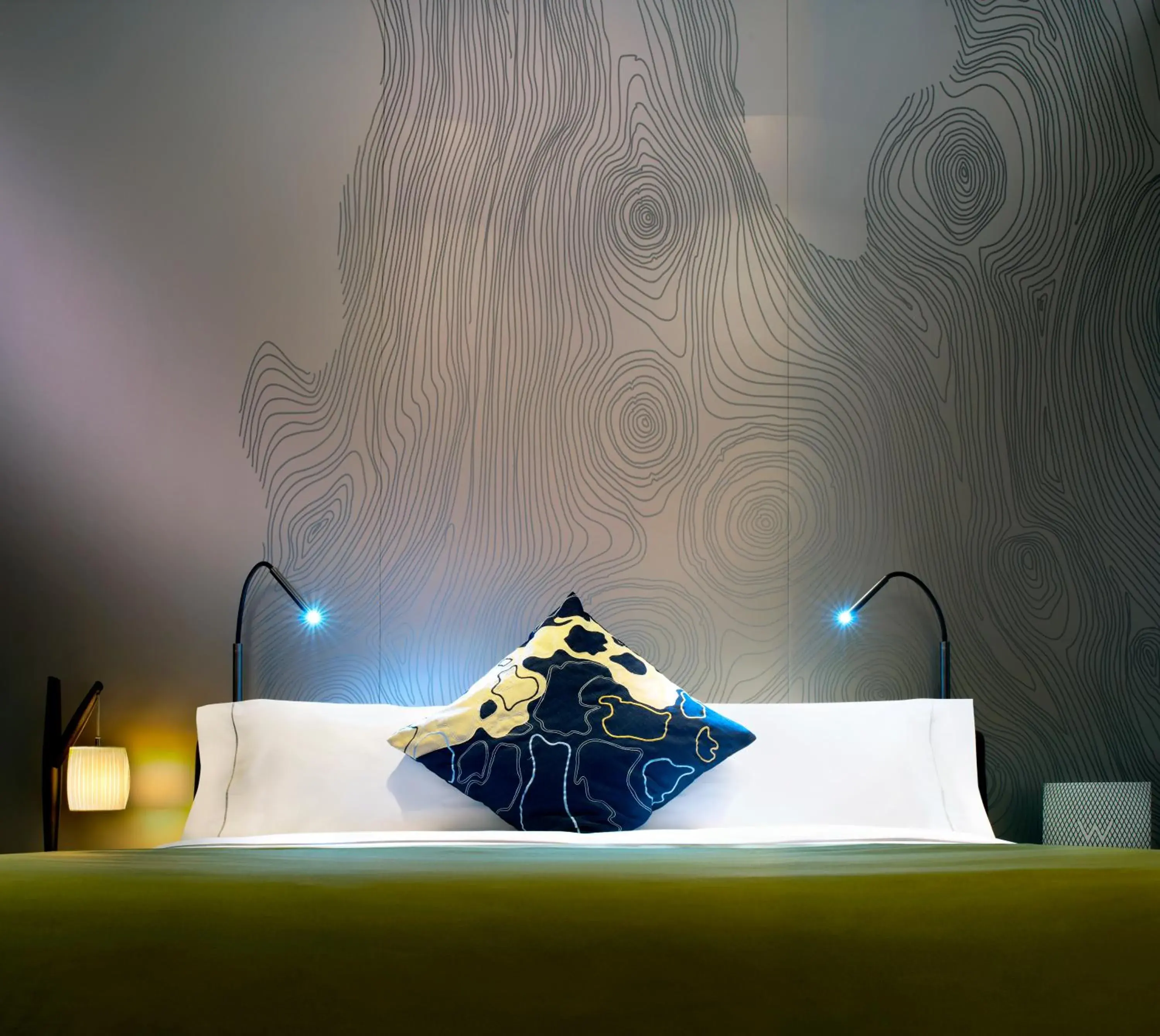 Fabulous Twin Room with Oceanfront View in W Hong Kong Fabulous Twin Room with Oceanfront View in W Hong Kong