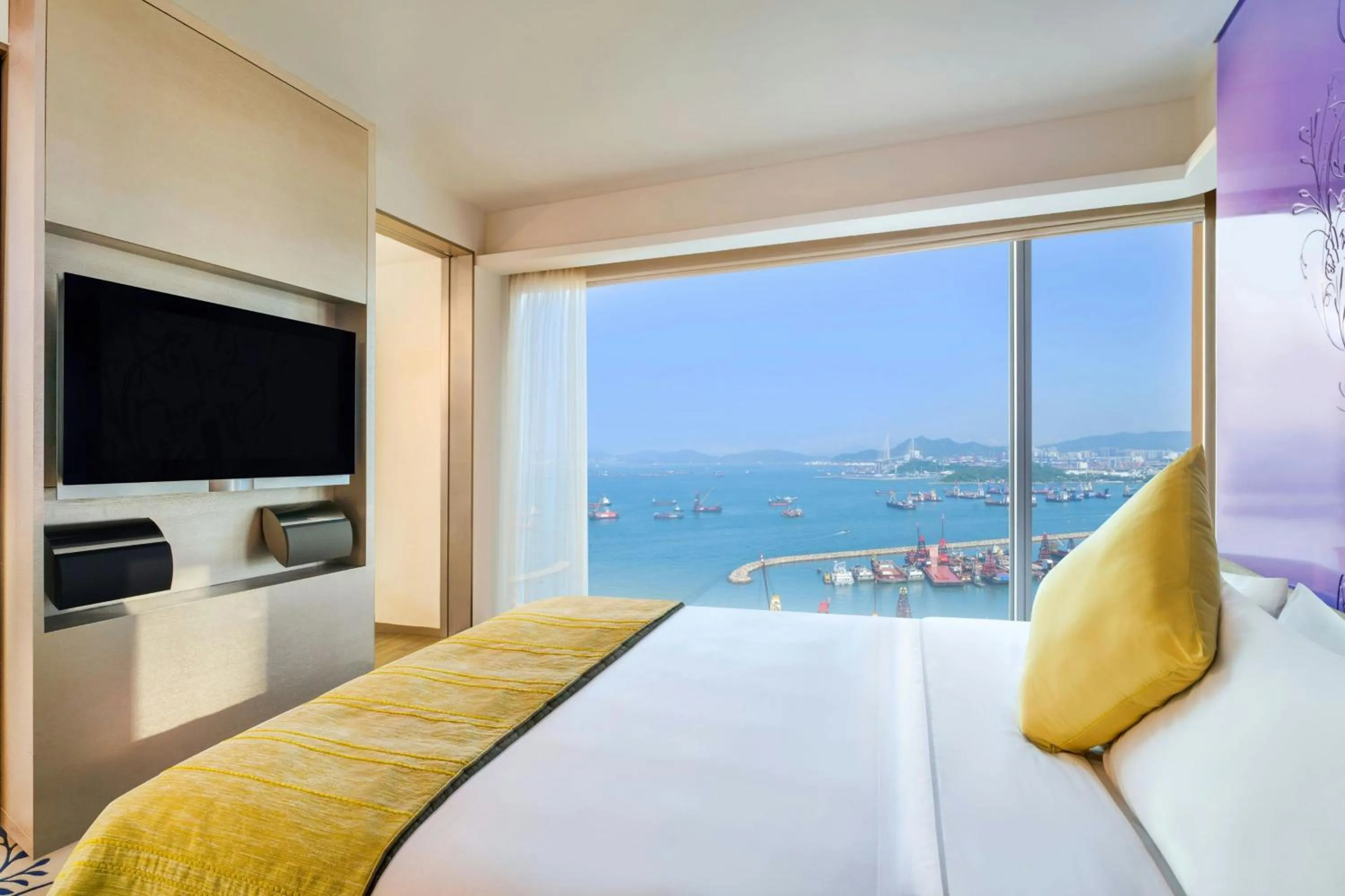 Bedroom, Bed in W Hong Kong